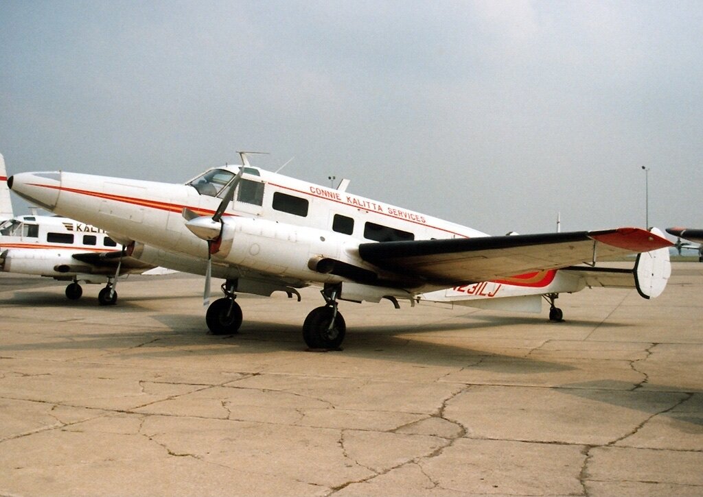 Beechcraft Model 18 (Twin Beech)