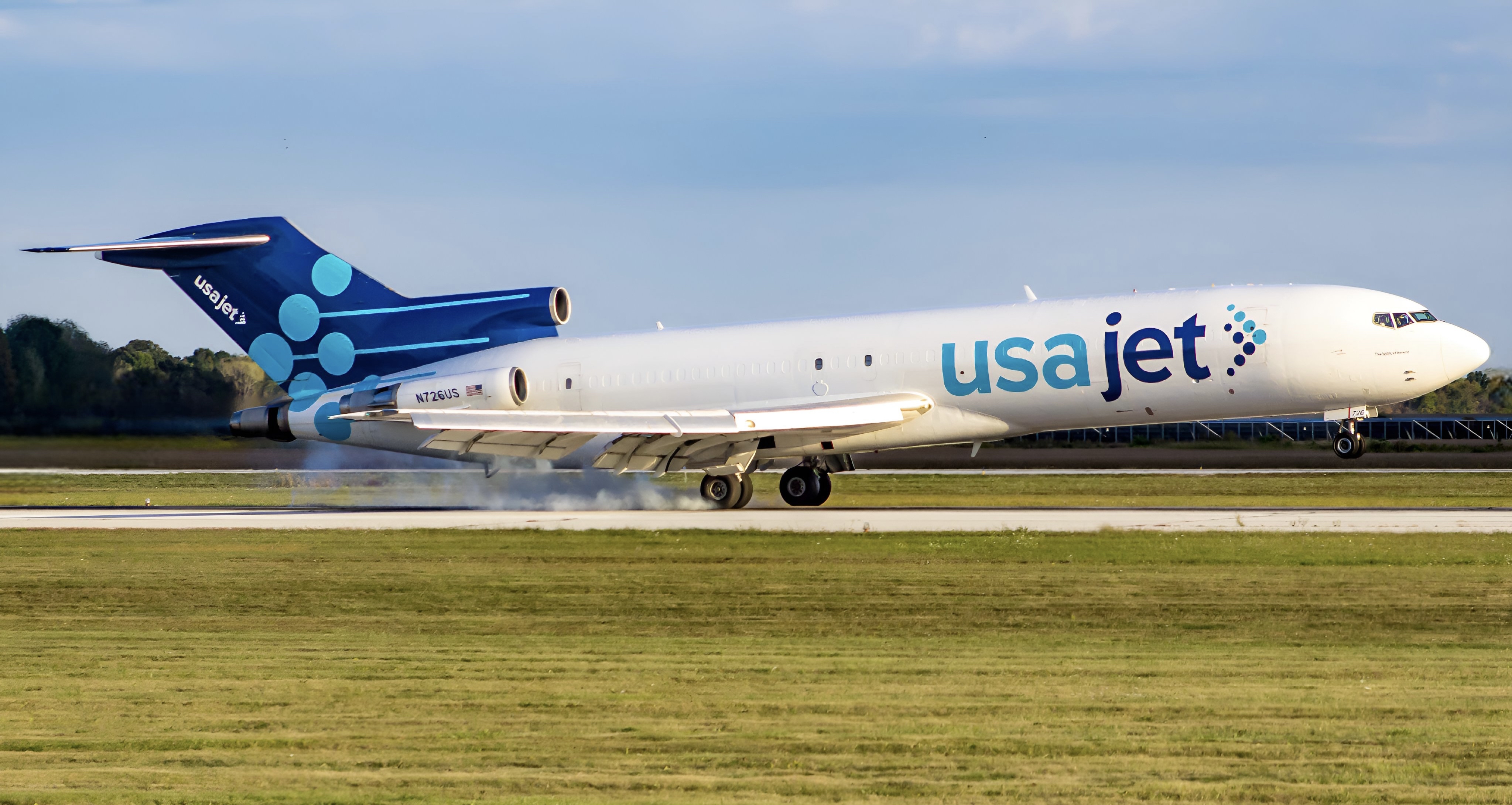 Boeing  Boeing 727-223F