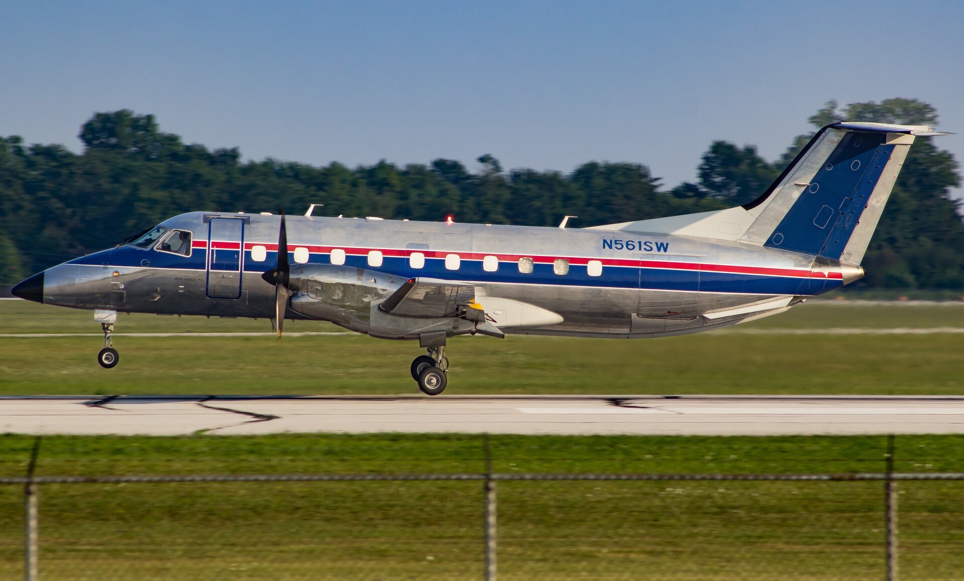 Embraer  EMB-120ER(F) Brasilia