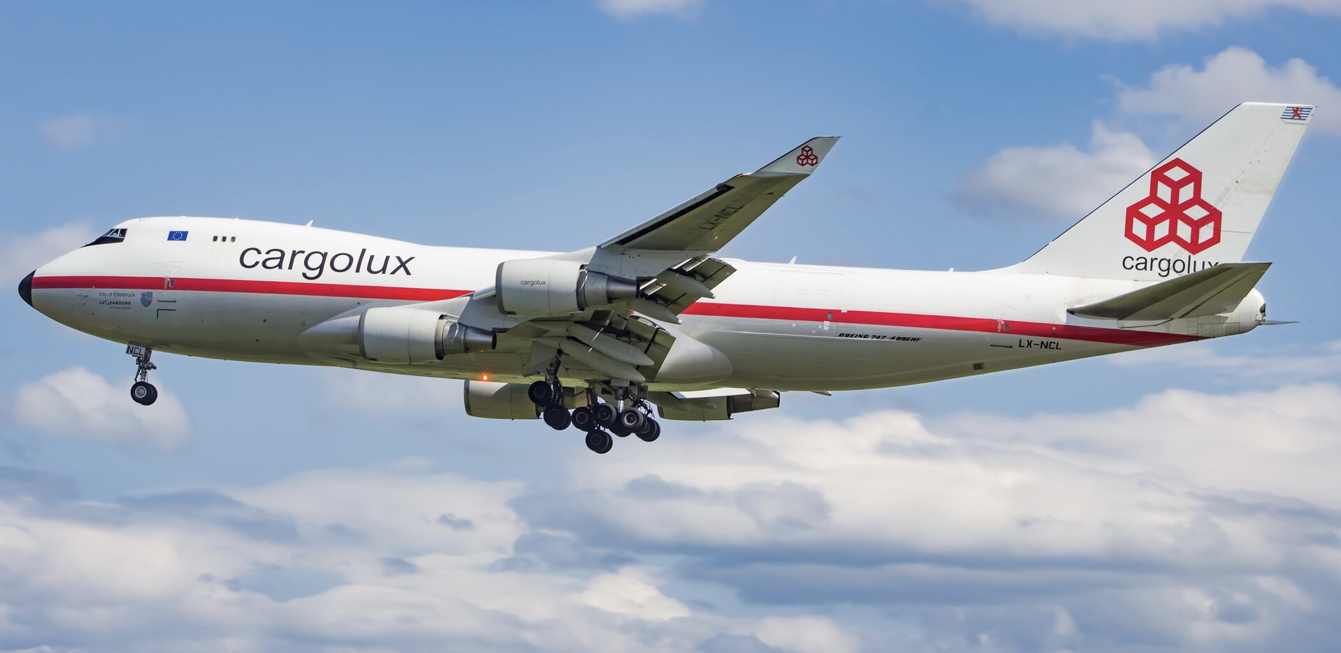 Boeing 747-4EVF(ER)