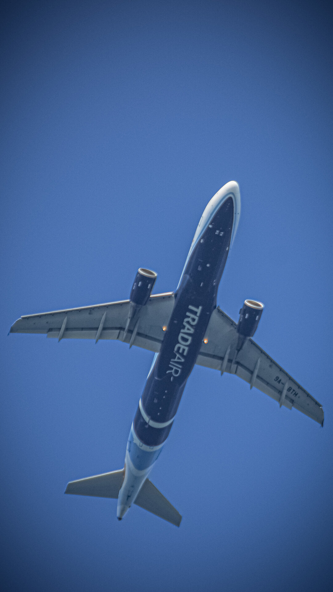 Airbus A320-200