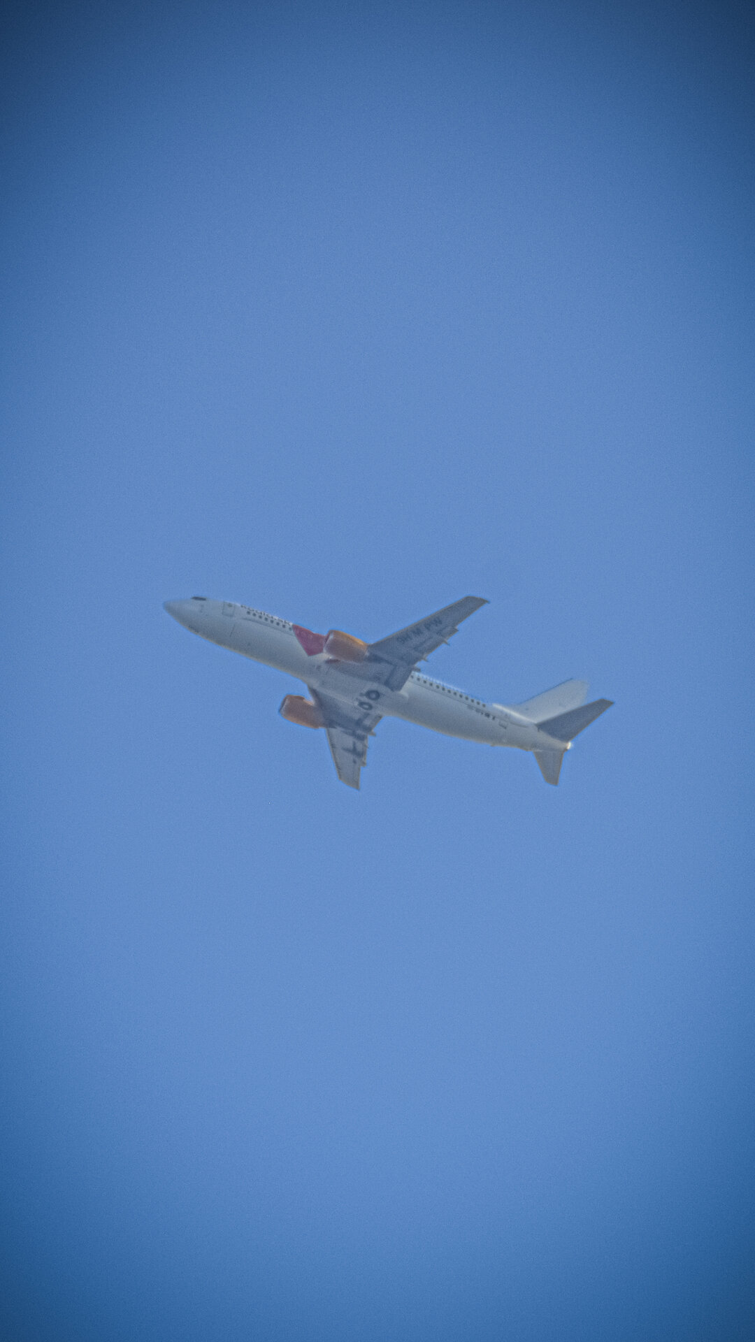 Boeing 737-484