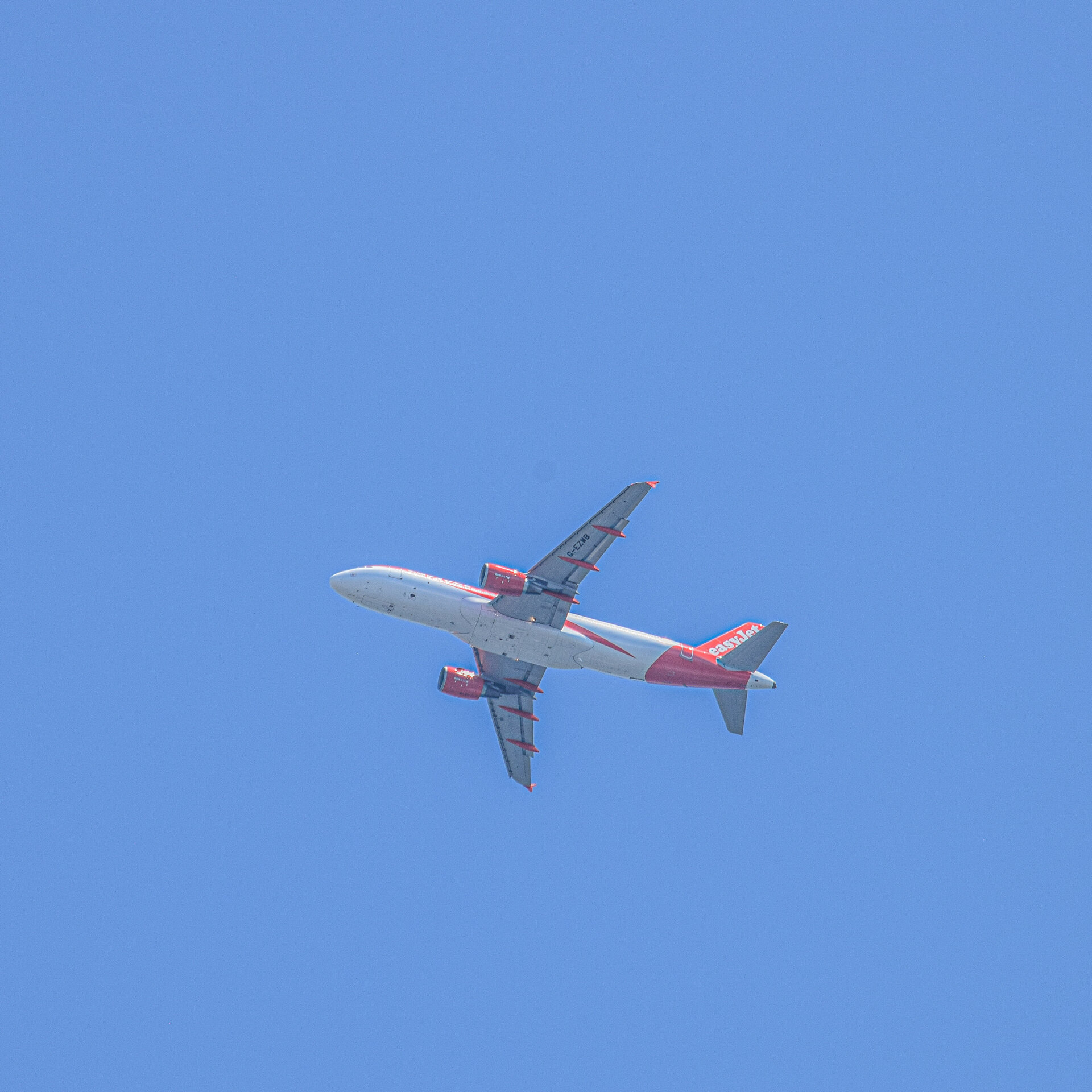 Airbus A320-214
