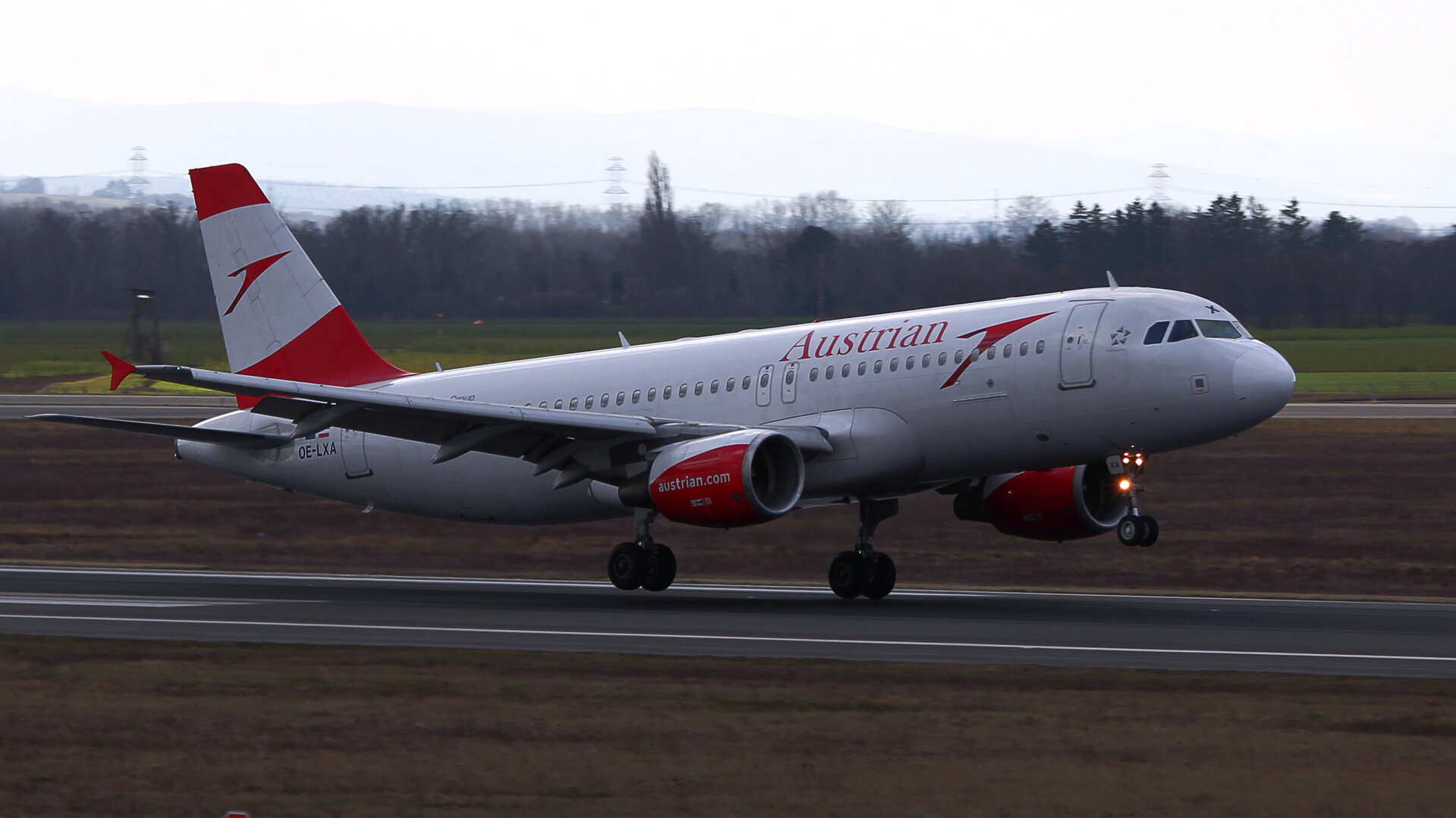 Airbus A320-214