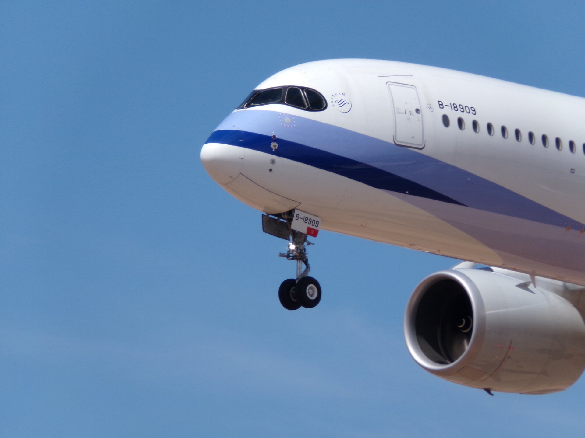 Airbus A350-900