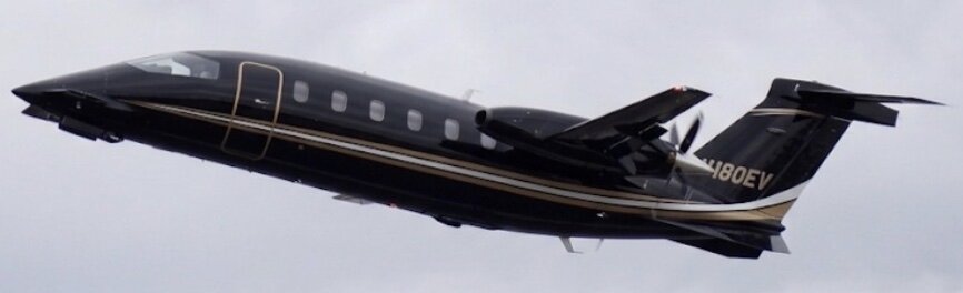 Piaggio Aerospace Piaggio P.180 Avanti