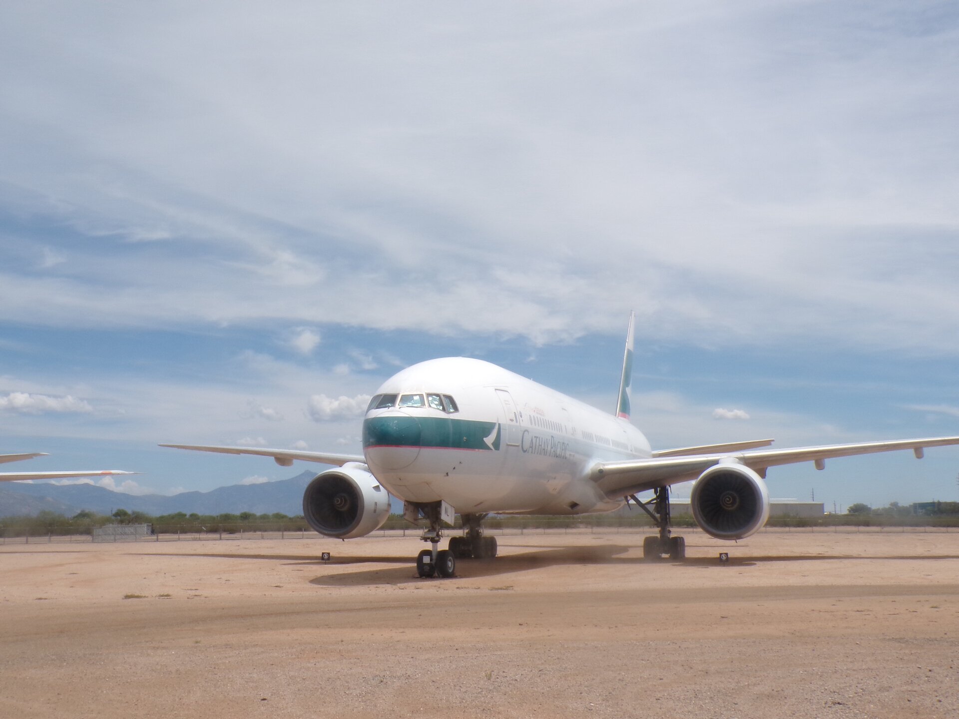 Boeing 777-200