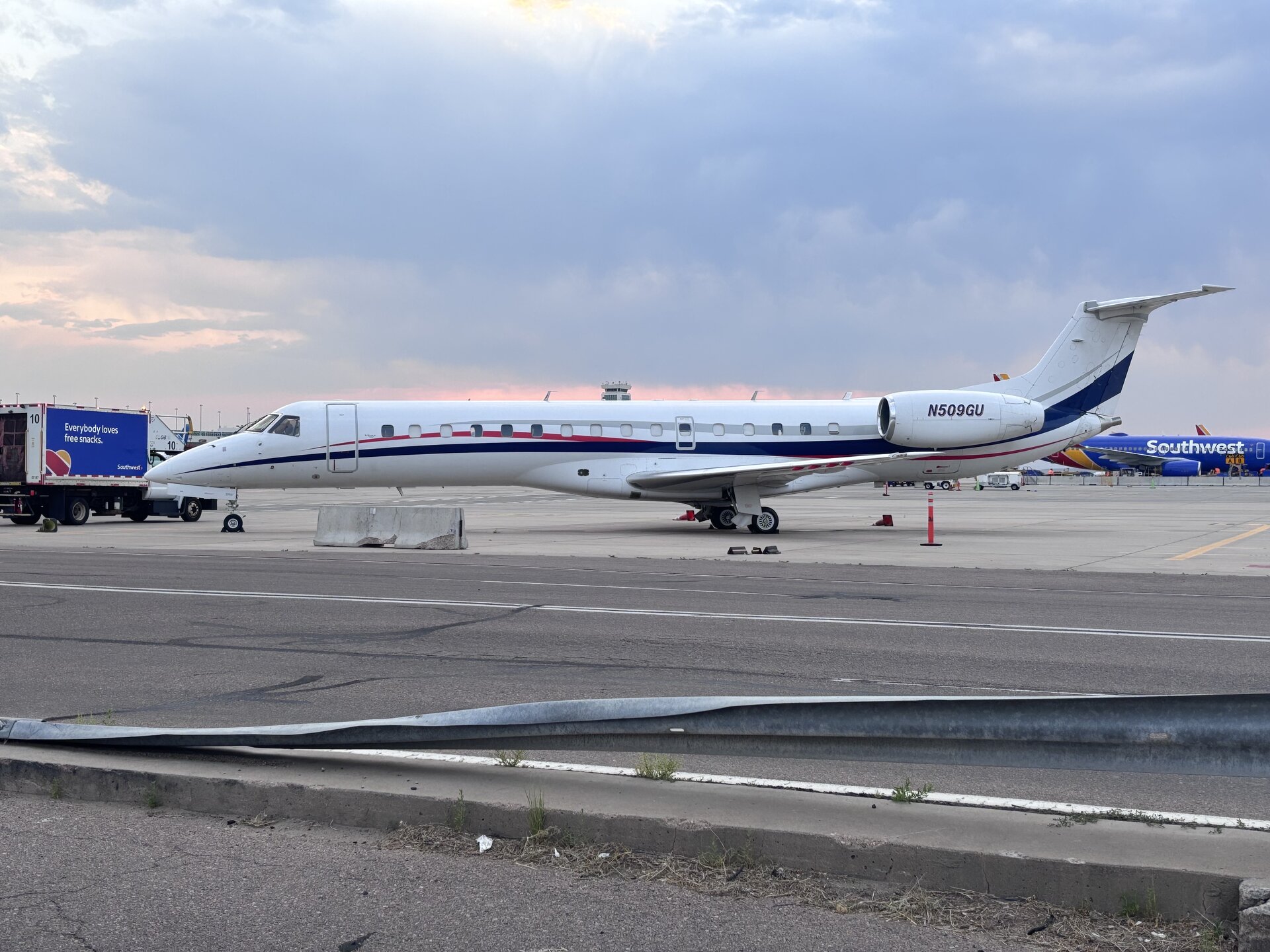 Embraer Legacy 600 (ERJ-135BJ)