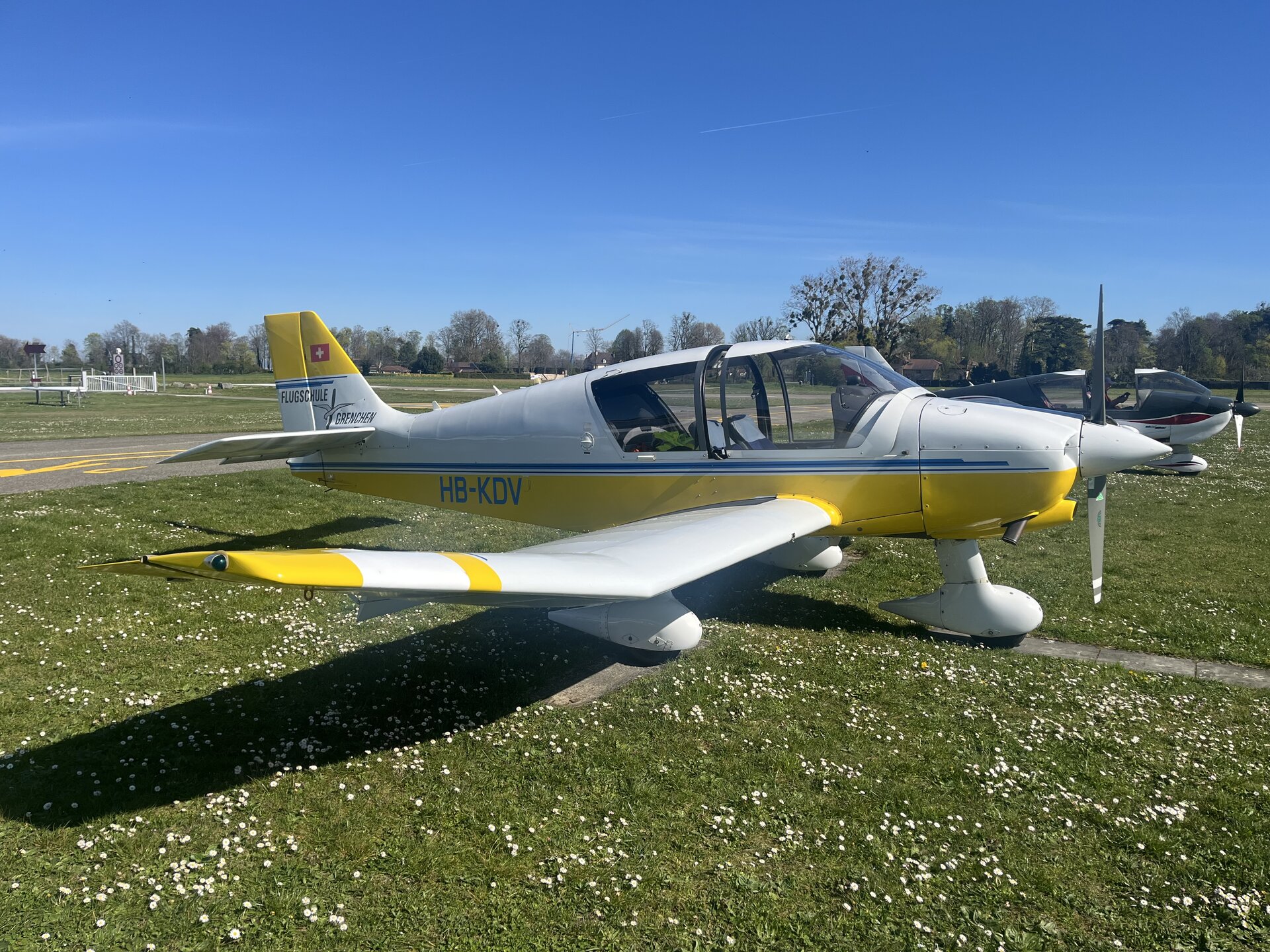 Robin DR400