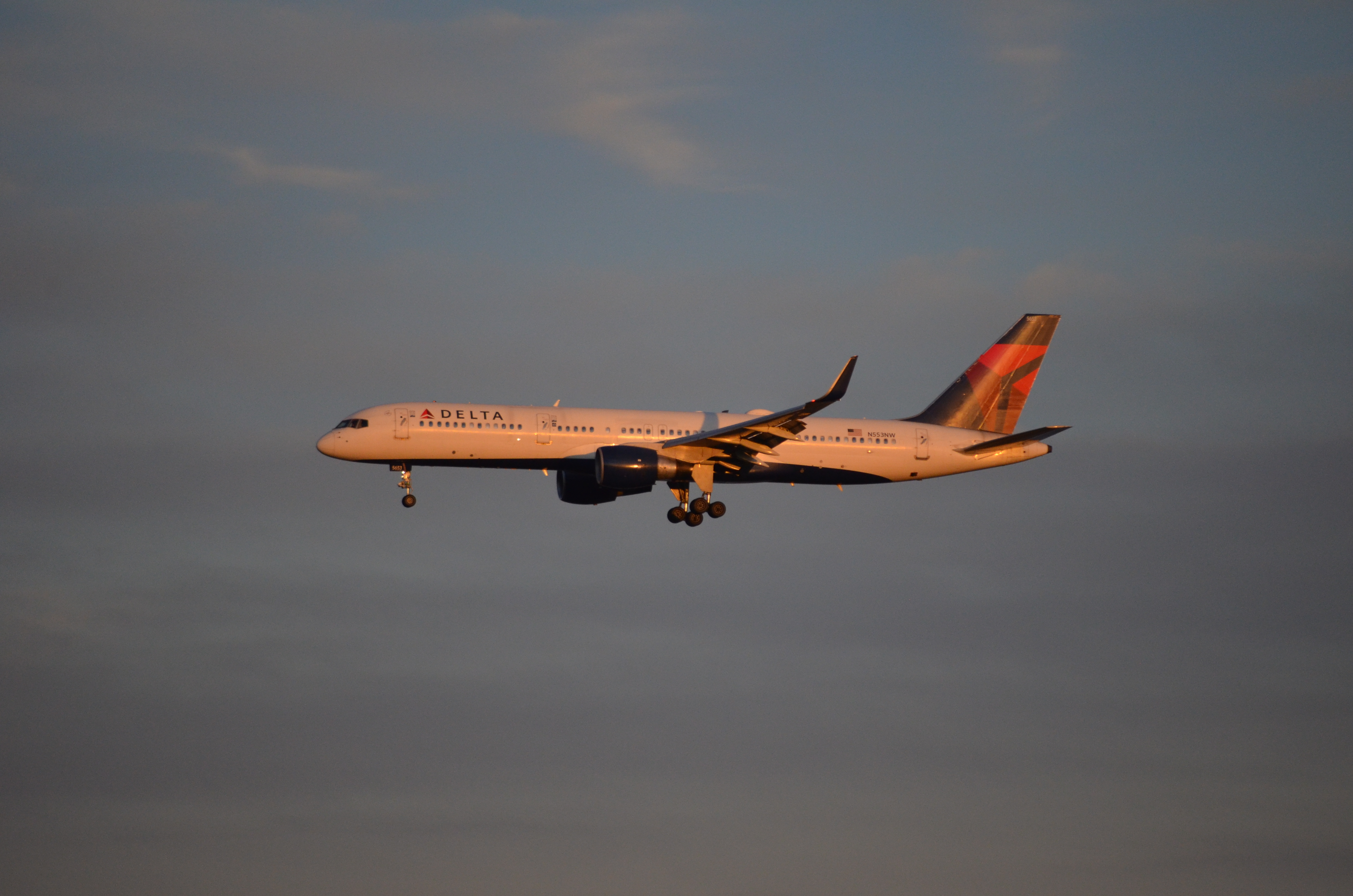 Boeing 757-251