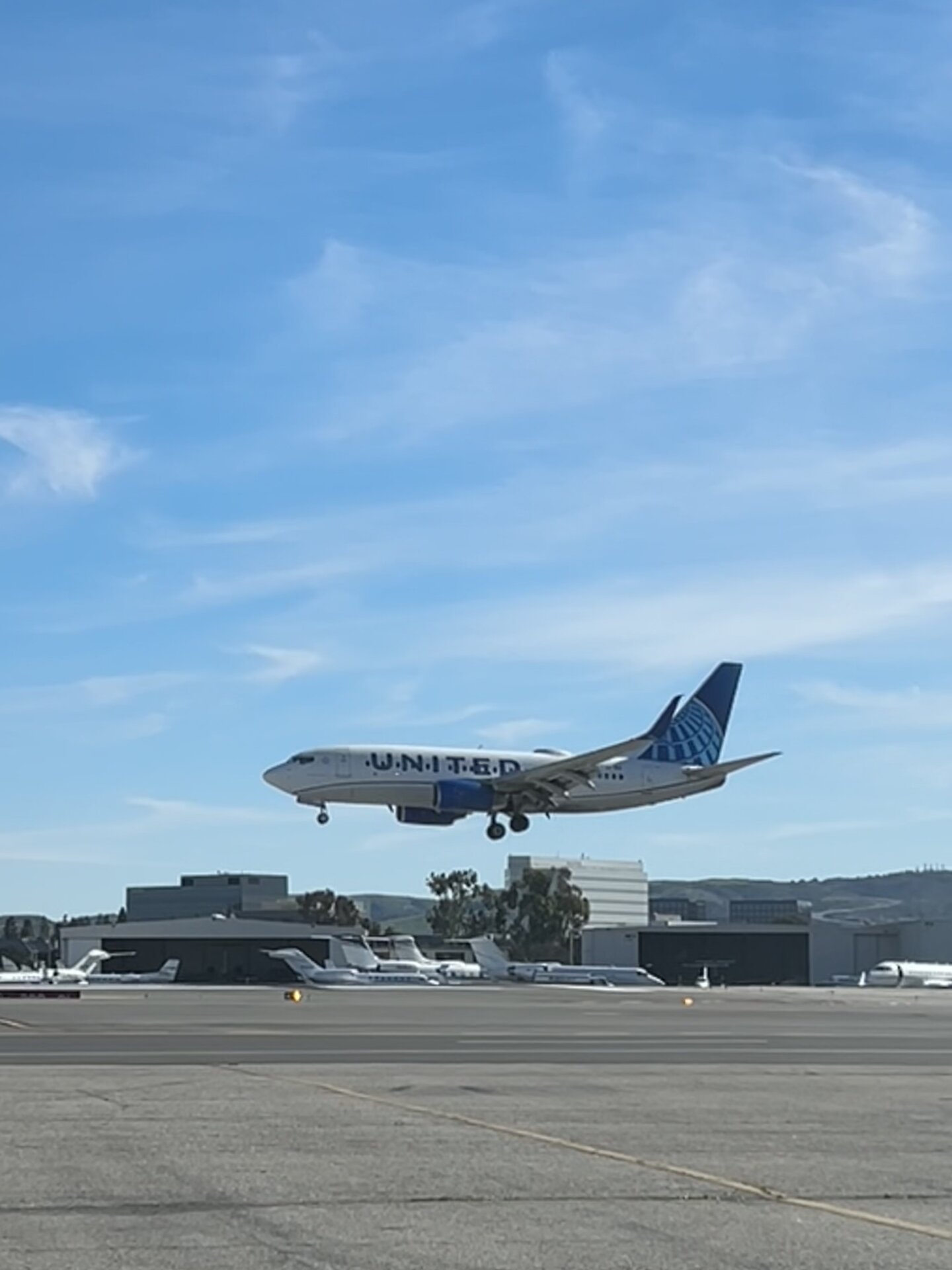 Boeing 737-724