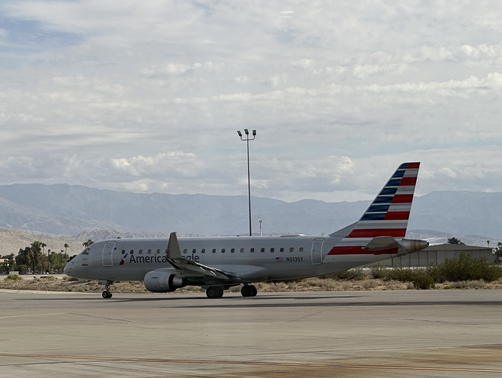 E175