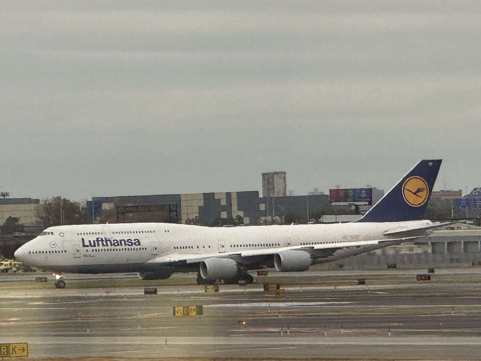 Boeing Boeing 747-400