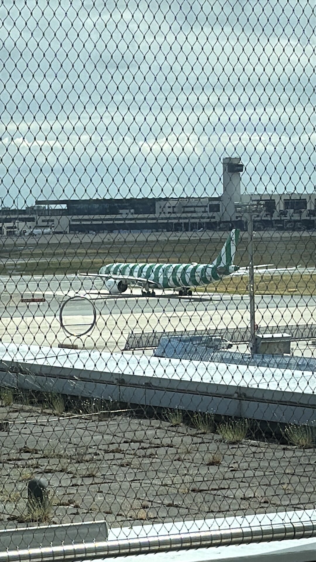 Airbus A350-900