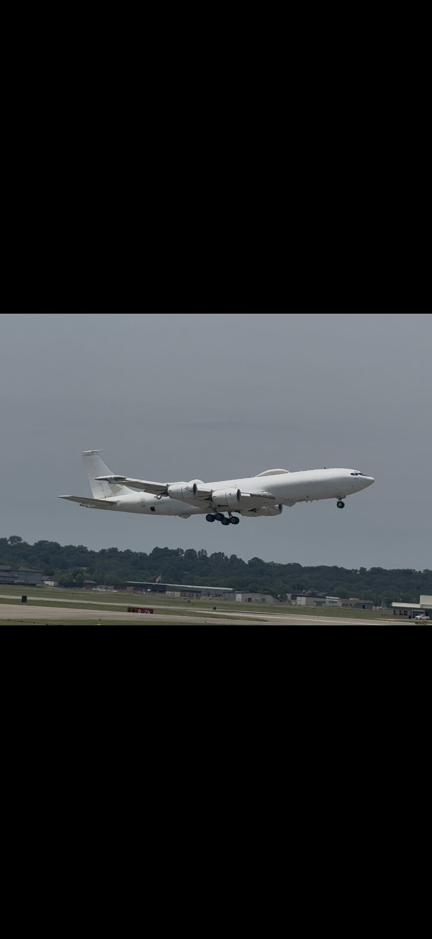 Boeing RC-135 (likely RC-135V/W Rivet Joint variant)