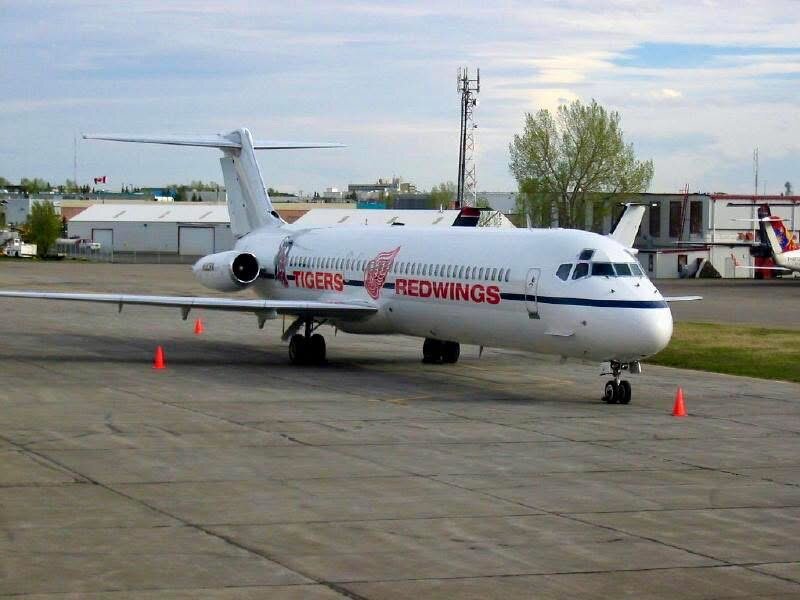 McDonnell Douglas MD-83