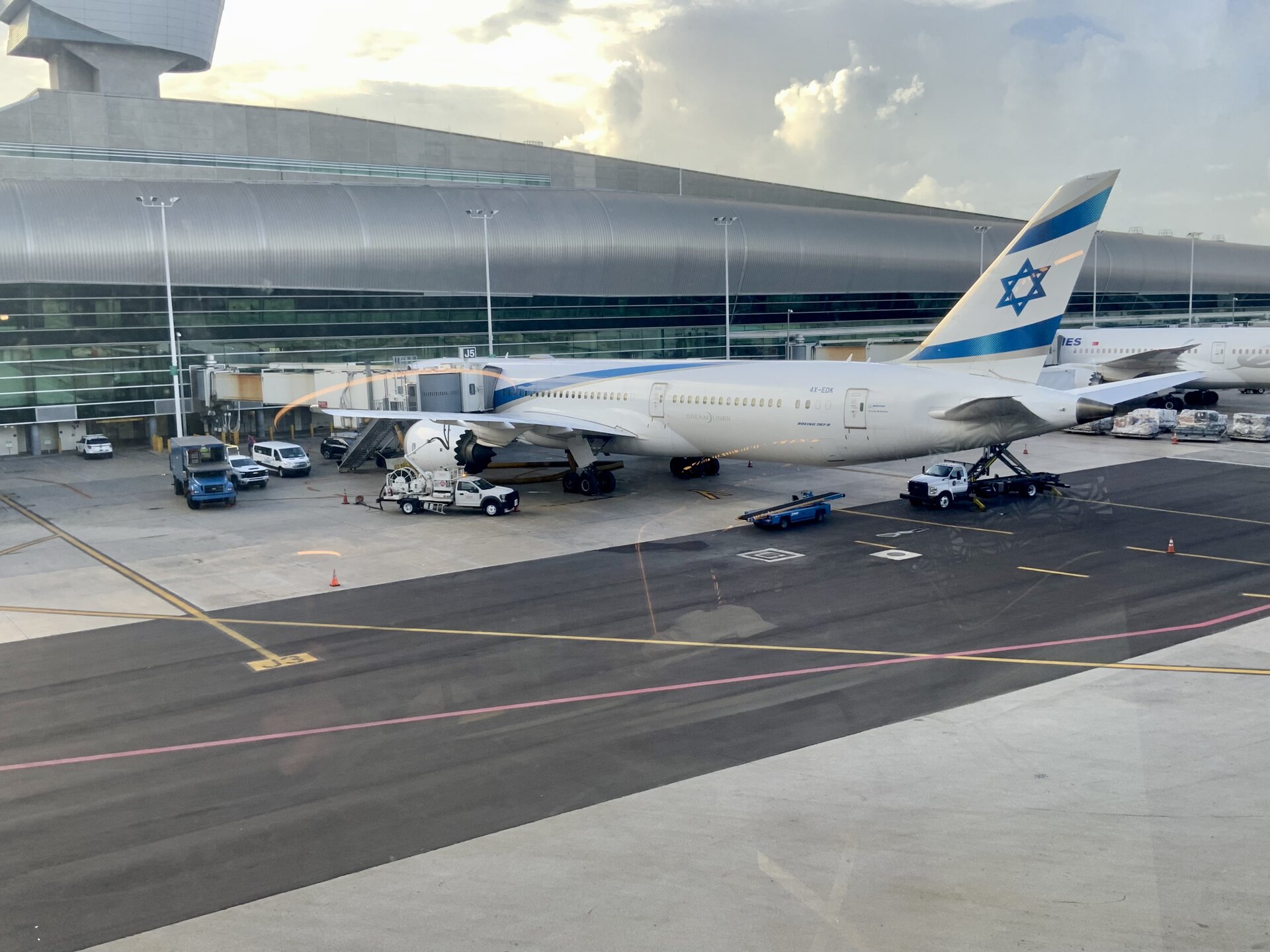 Boeing 787-9 Dreamliner