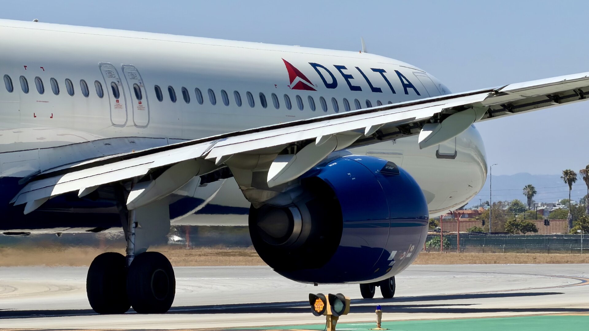 Airbus A321-200