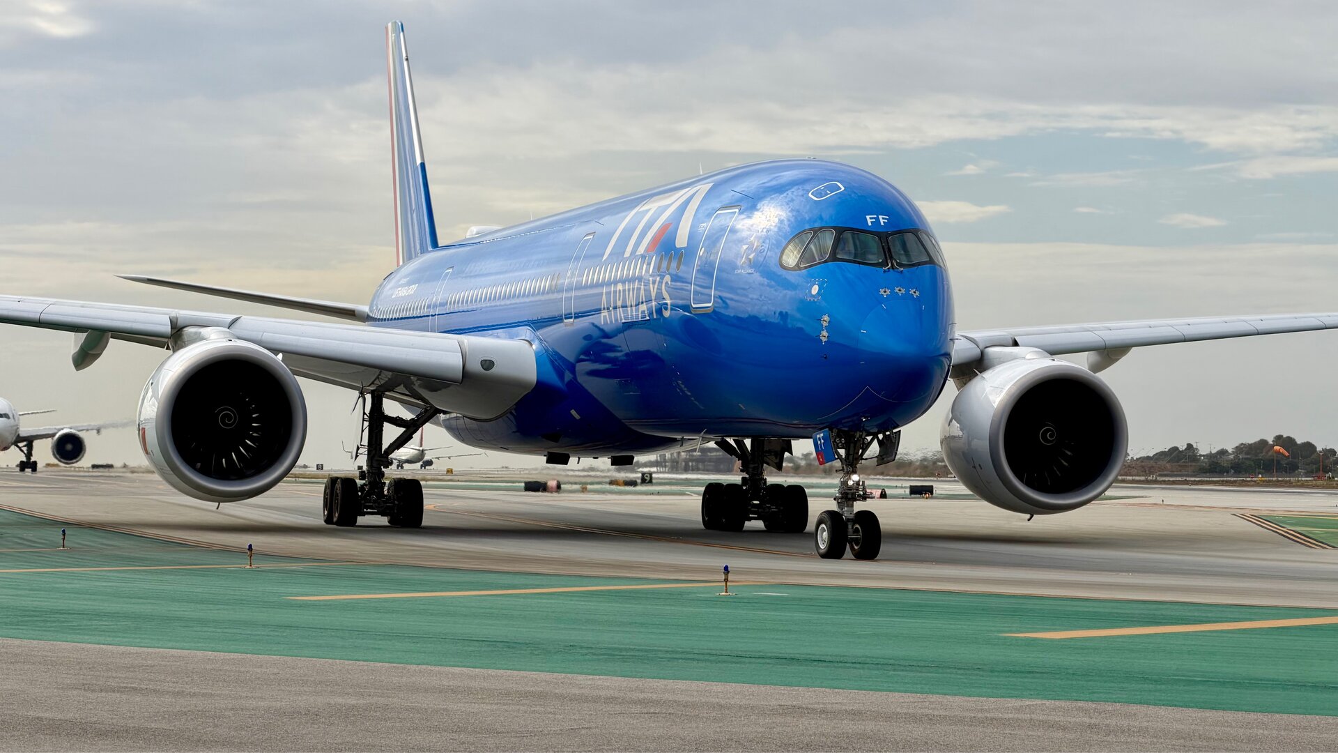 Airbus A380-800