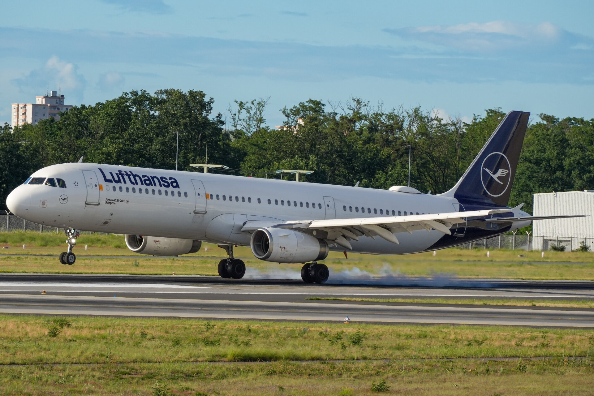 Airbus A321-200