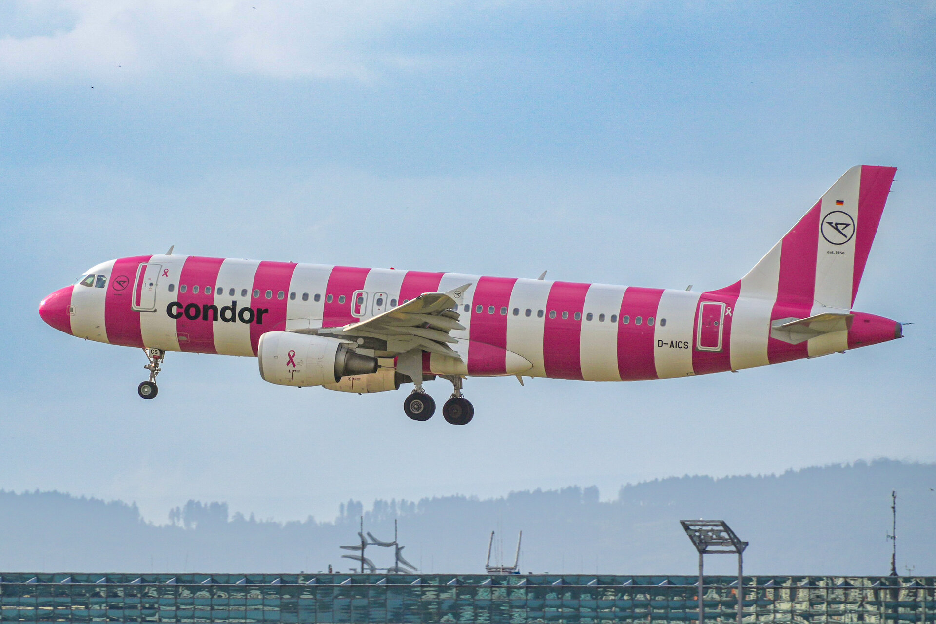 Airbus A320-214