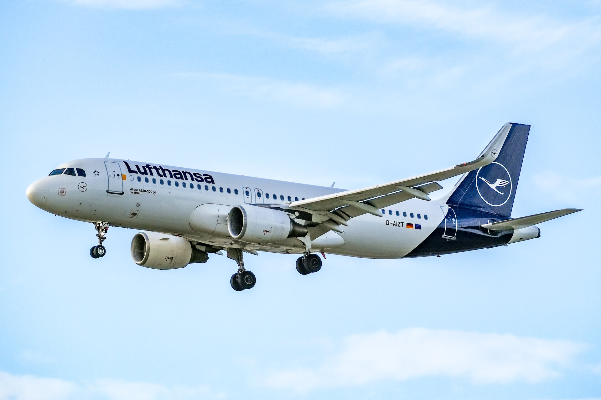 Airbus A320-200