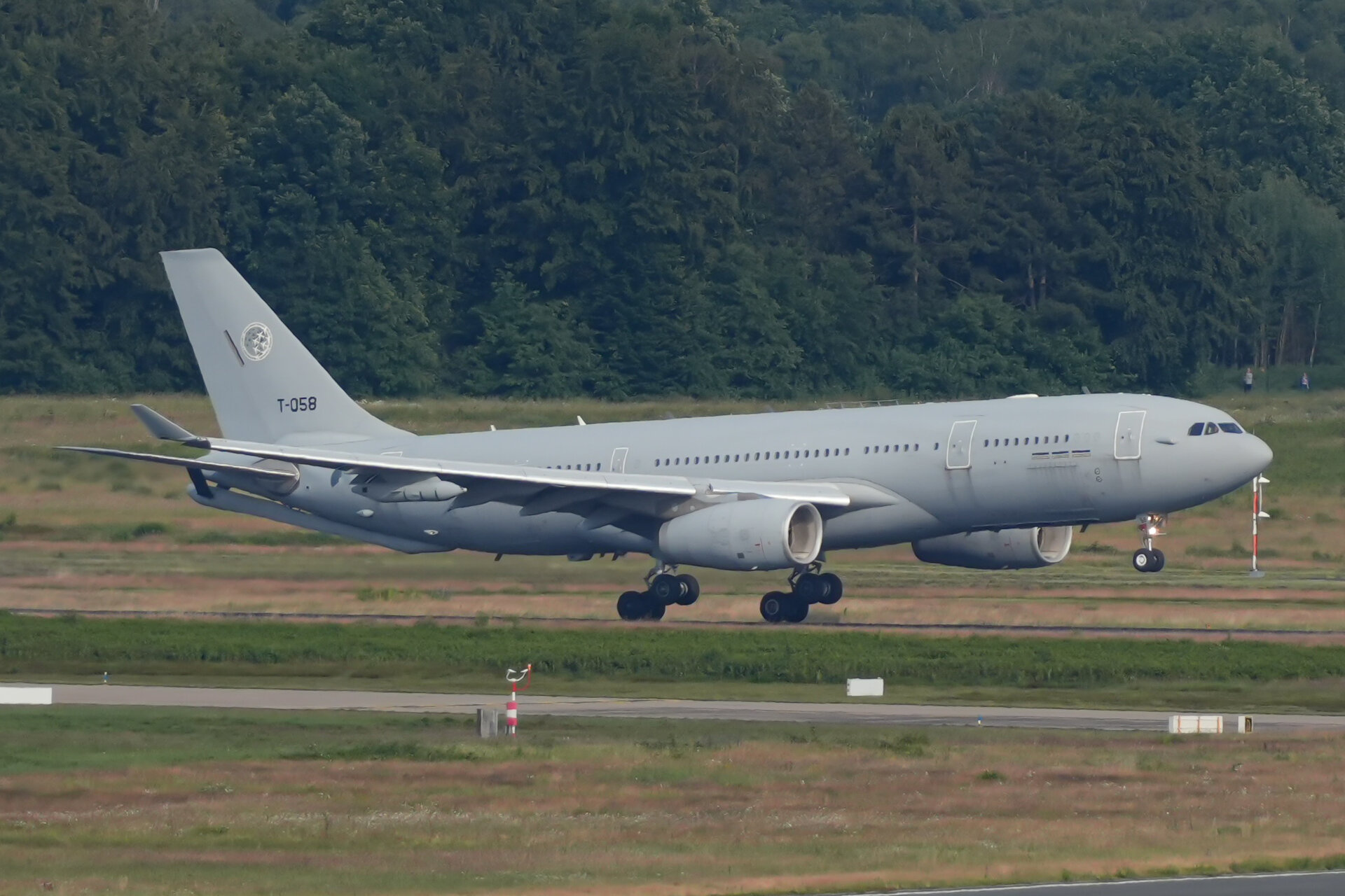 Airbus A330-200 MRTT