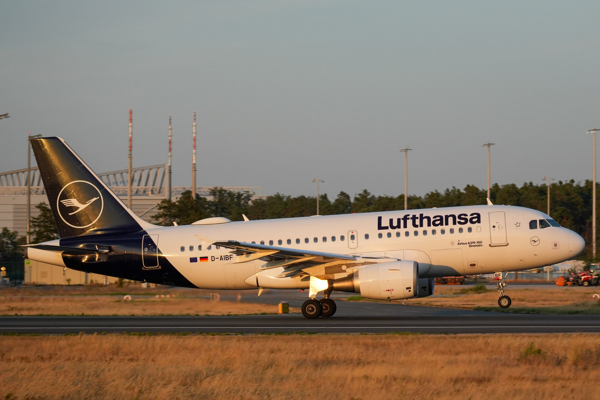 Airbus A319-100