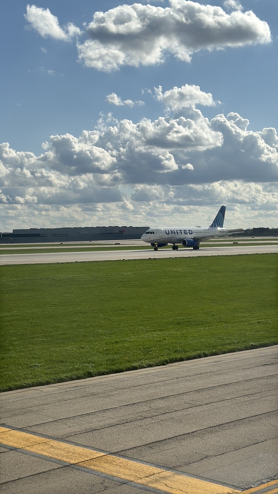 Airbus A319-100