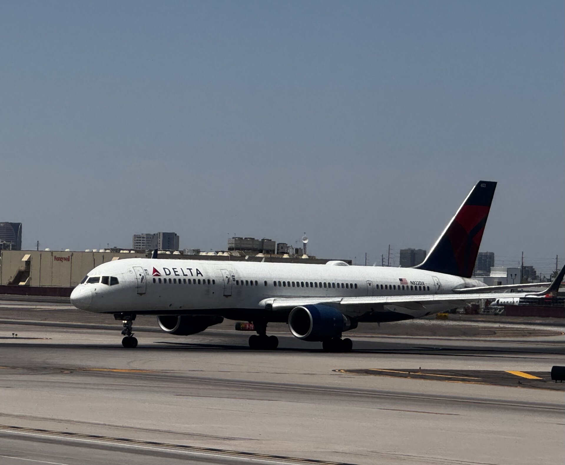 Boeing 757-232