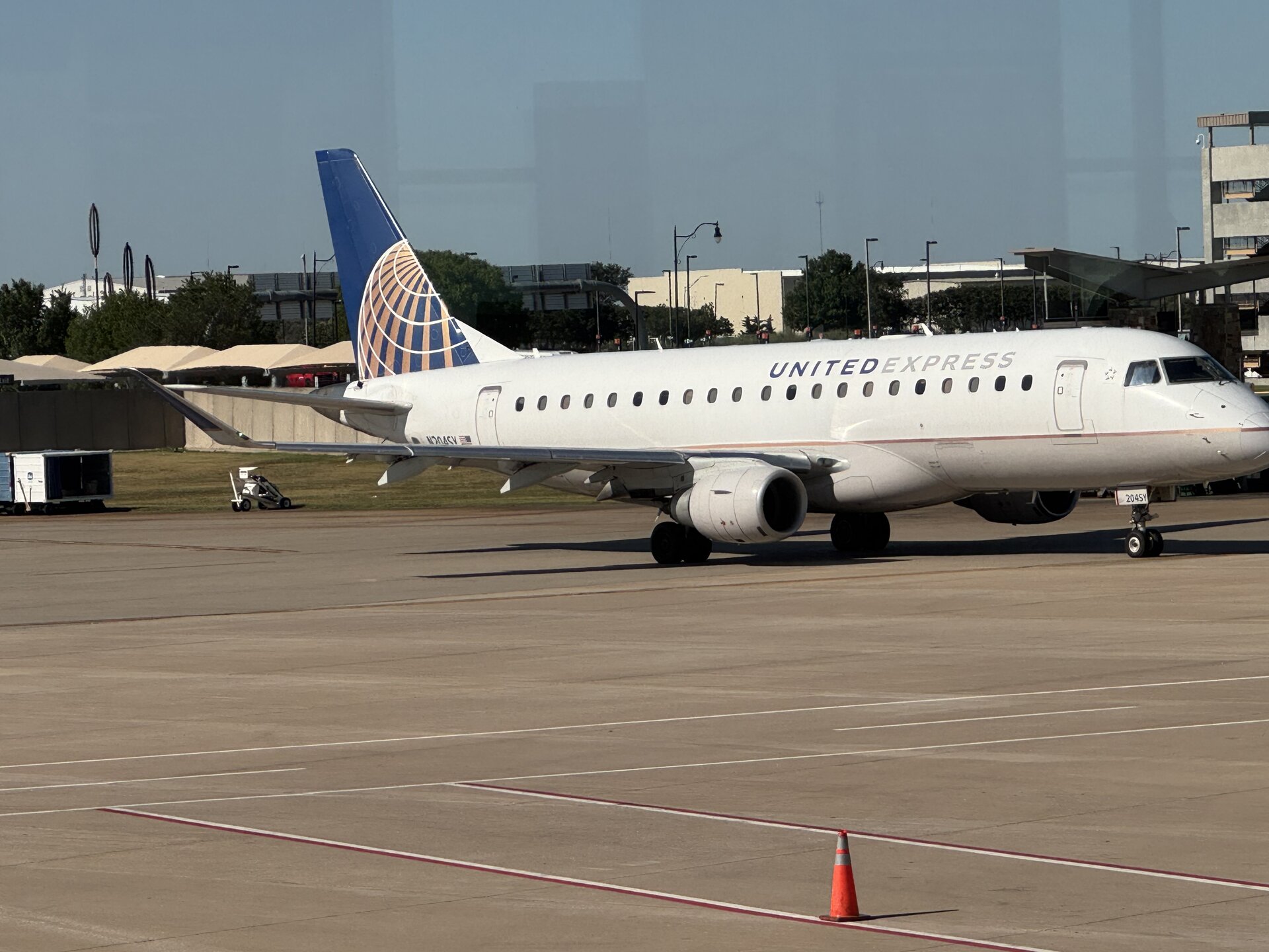 Embraer ERJ-175 (Embraer 175)