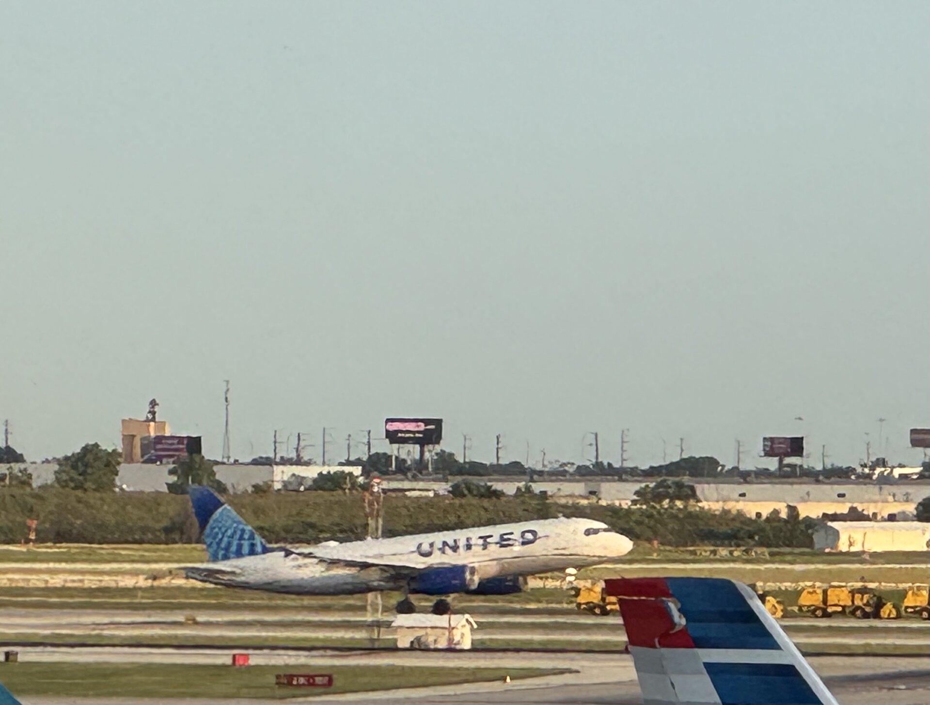 Airbus A320-200