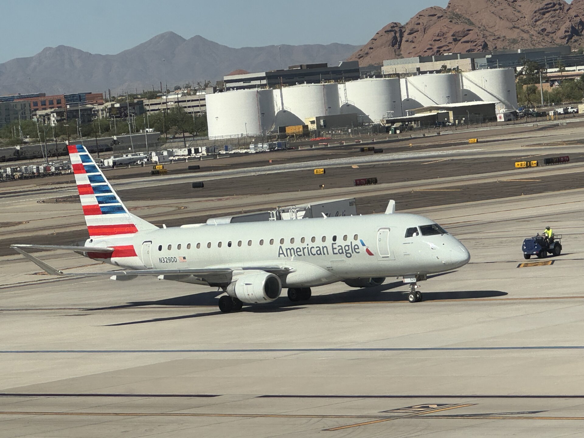 Embraer Embraer ERJ-175LR