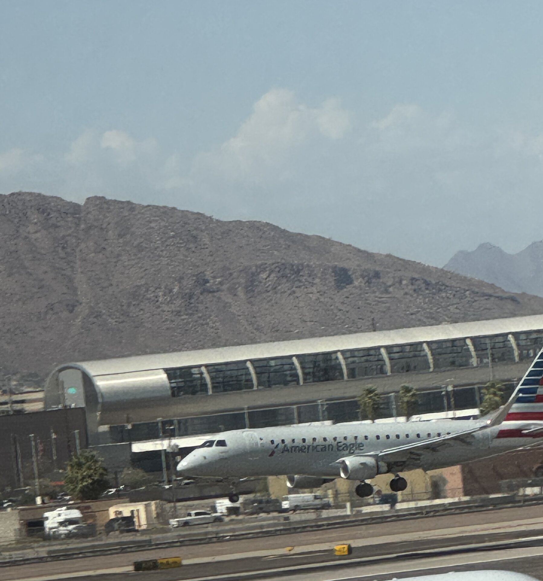 Embraer ERJ-175