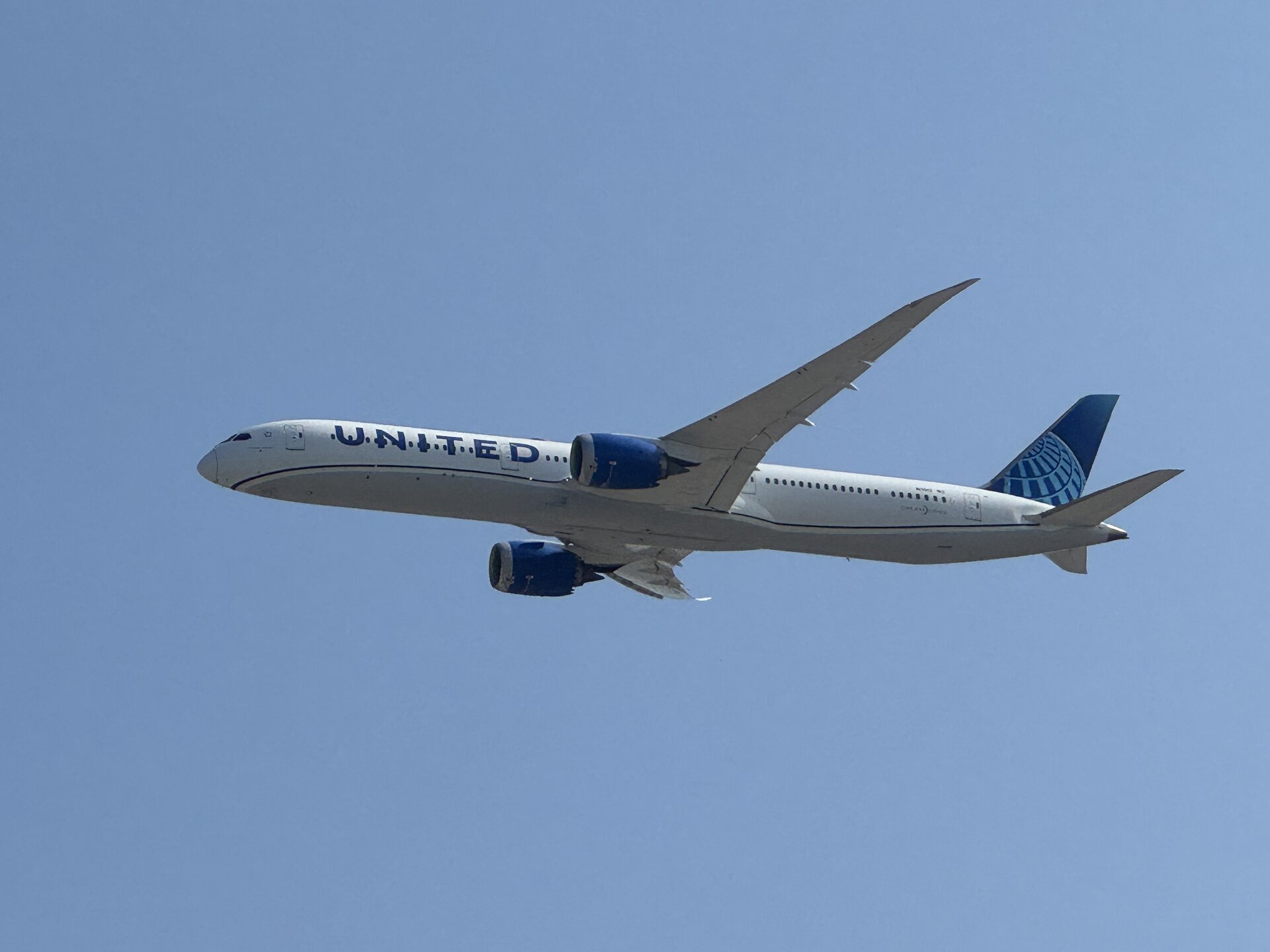 Boeing 787-10 Dreamliner