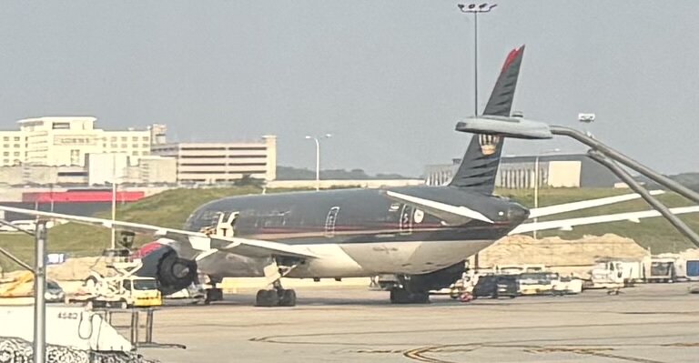 Boeing 767-300