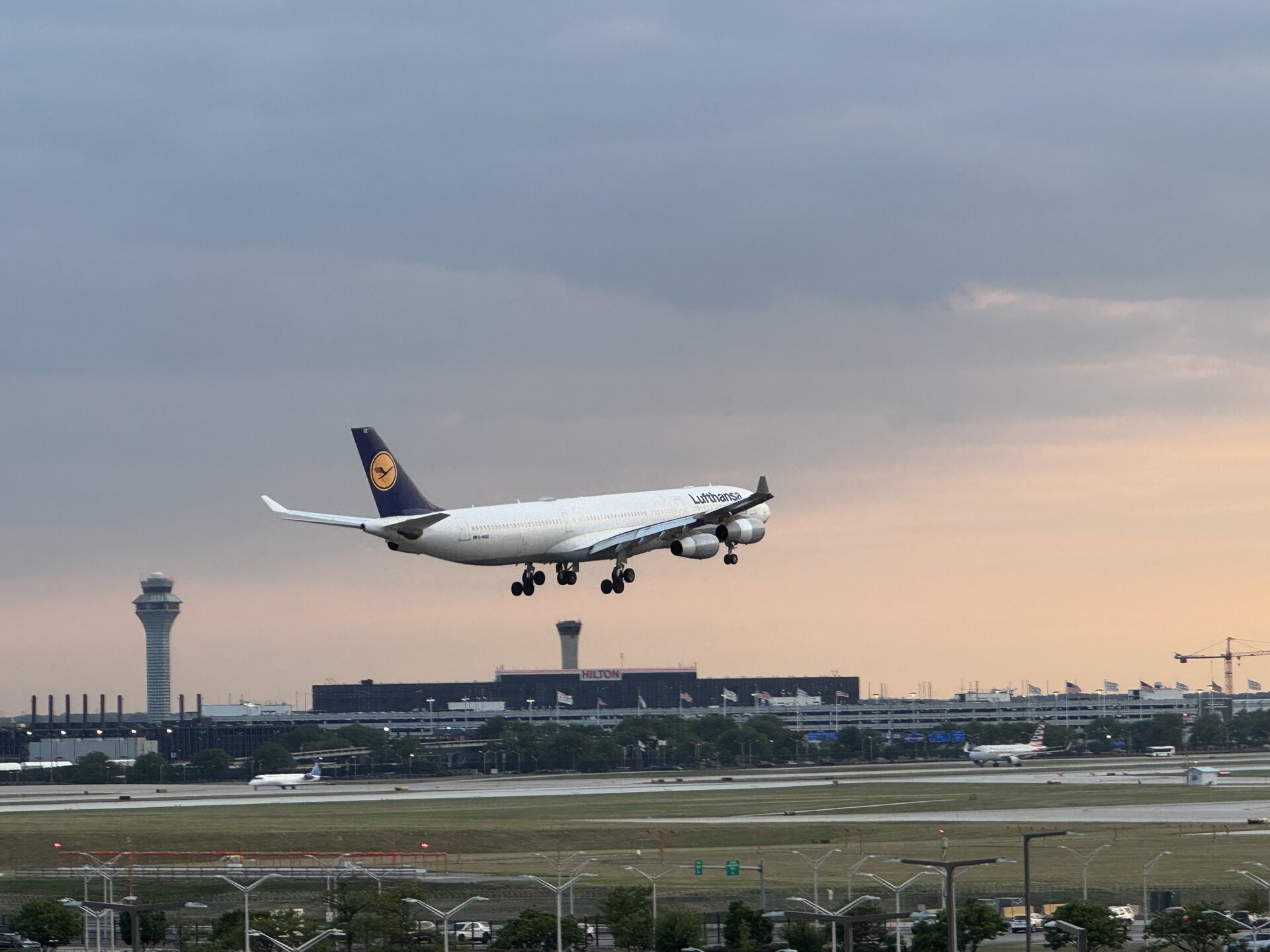Airbus A340-300