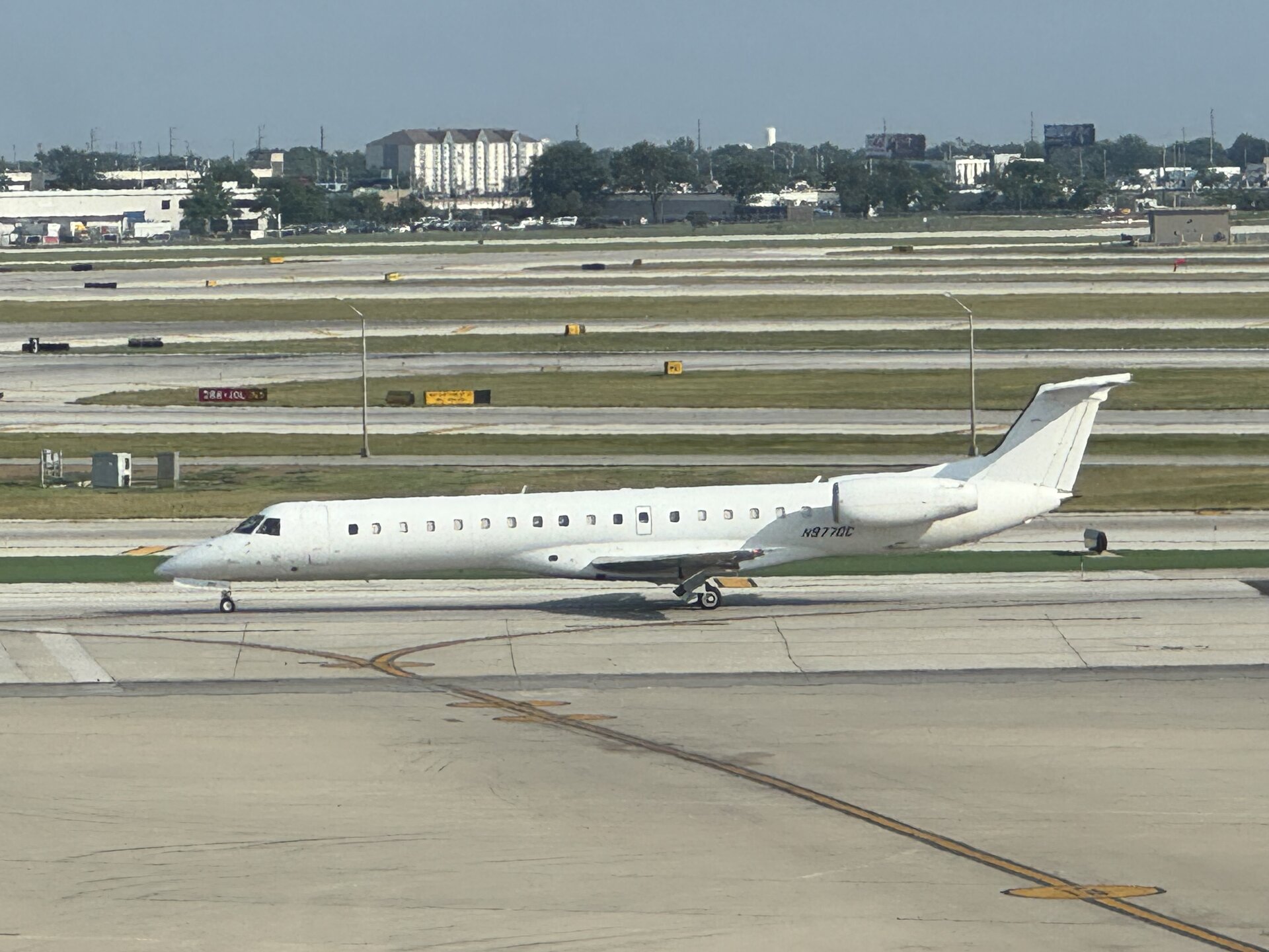 Embraer ERJ-145