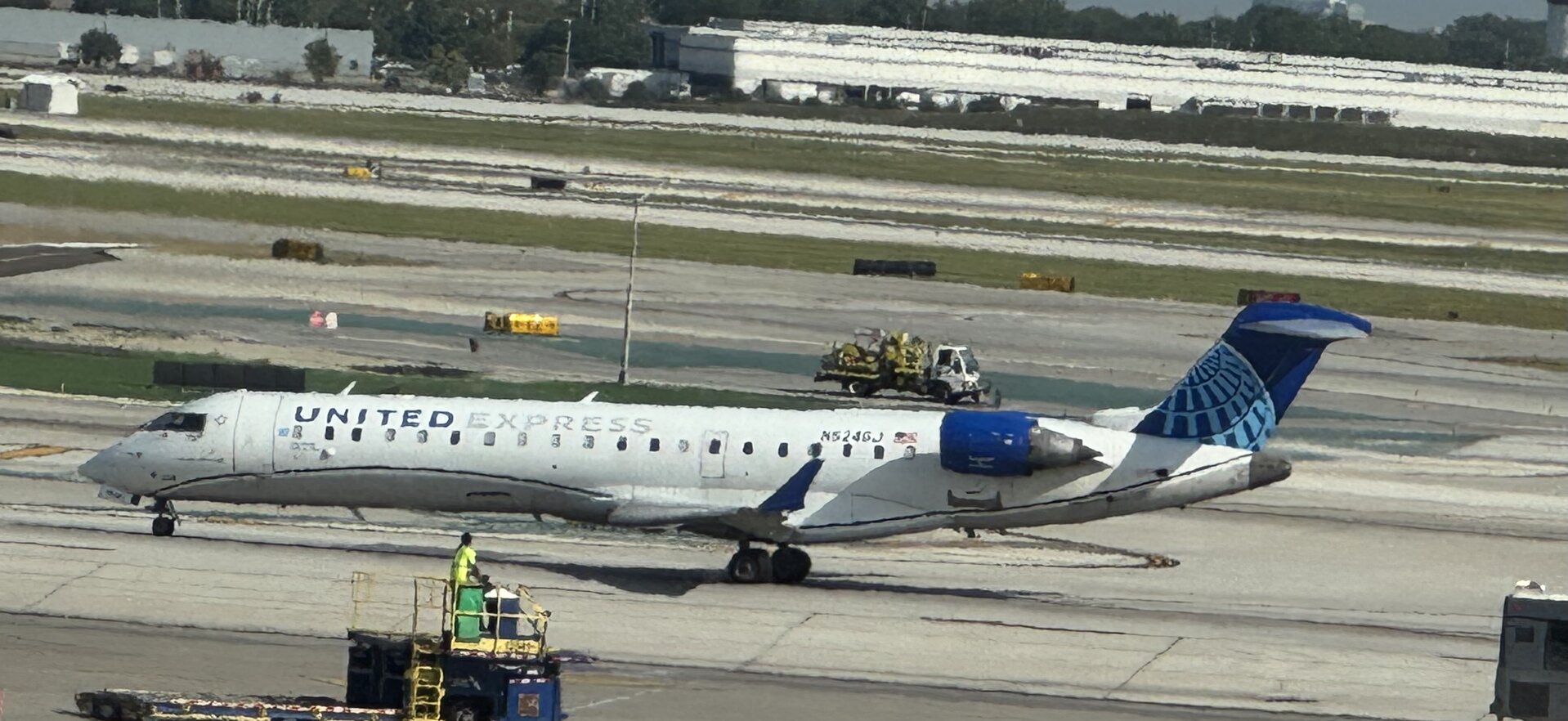 Bombardier CRJ-700