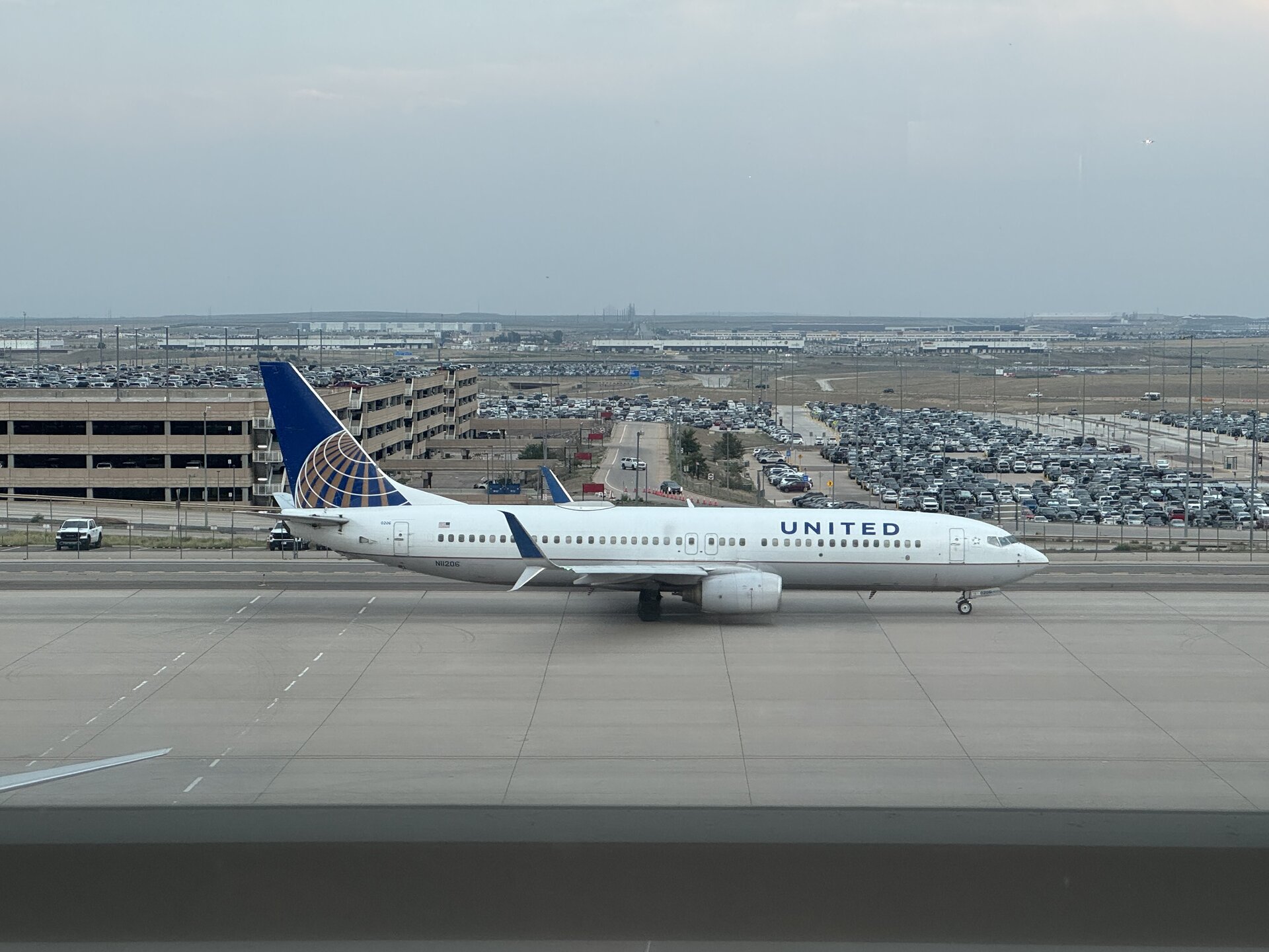Boeing 737-824