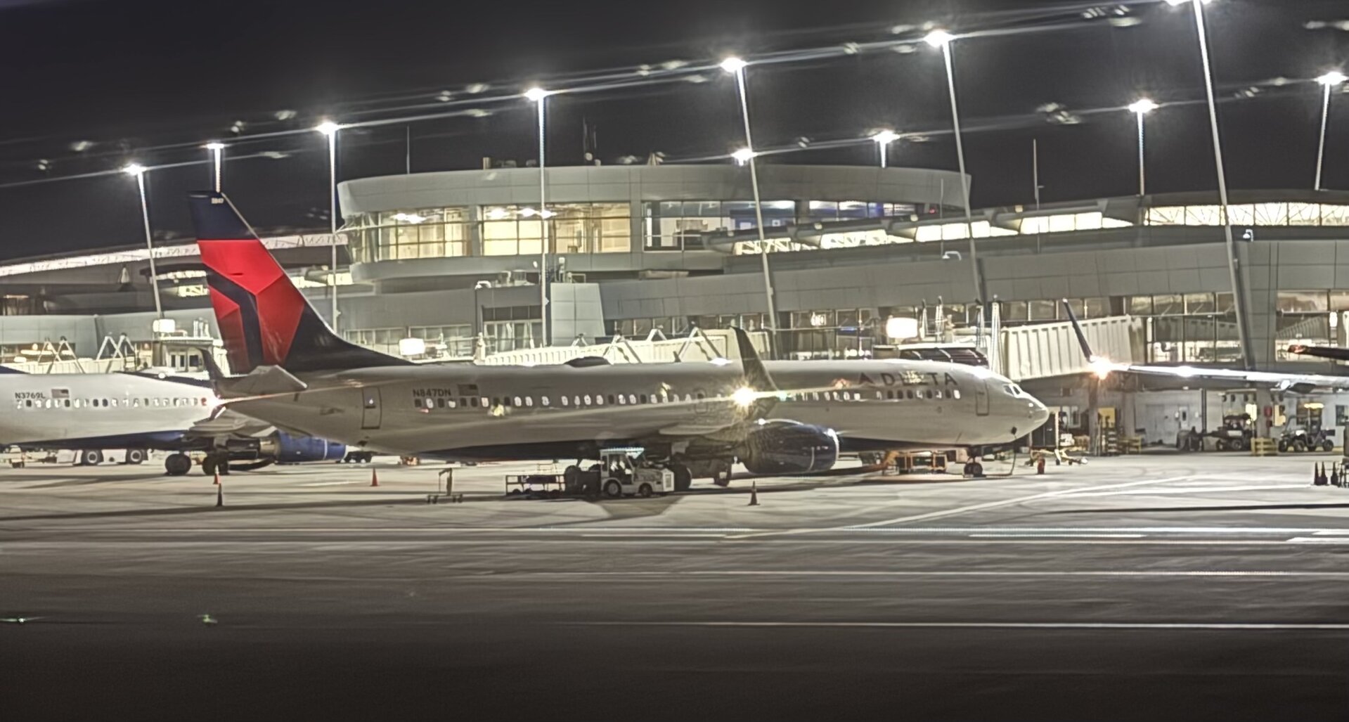 Boeing 737-900ER