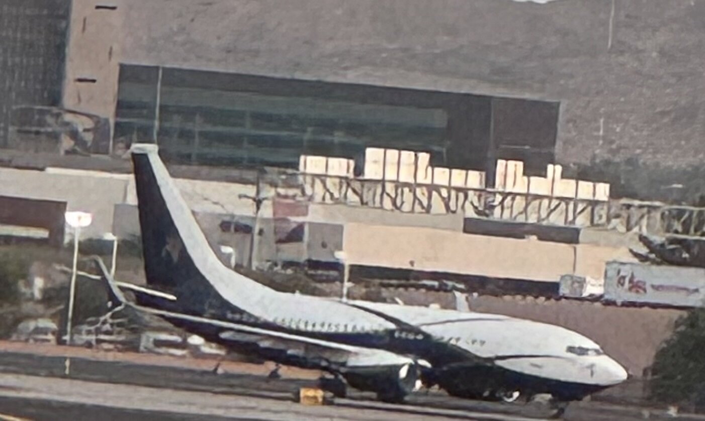 Boeing 737-700 (BBJ or Executive Livery)