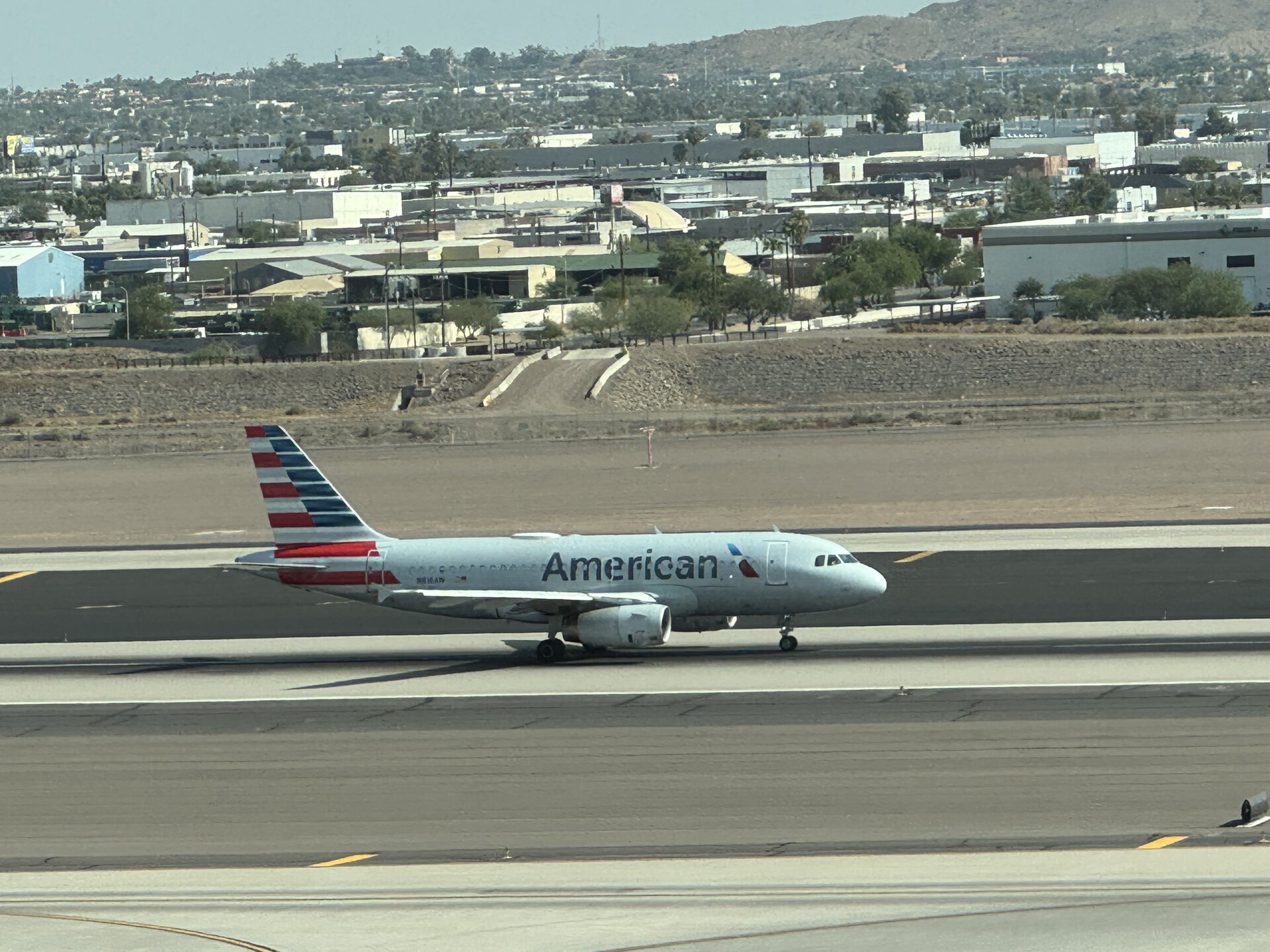 Airbus A318-111