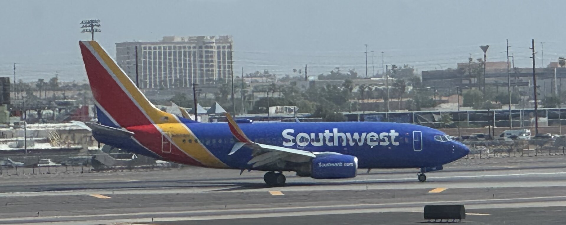 Boeing 737-700