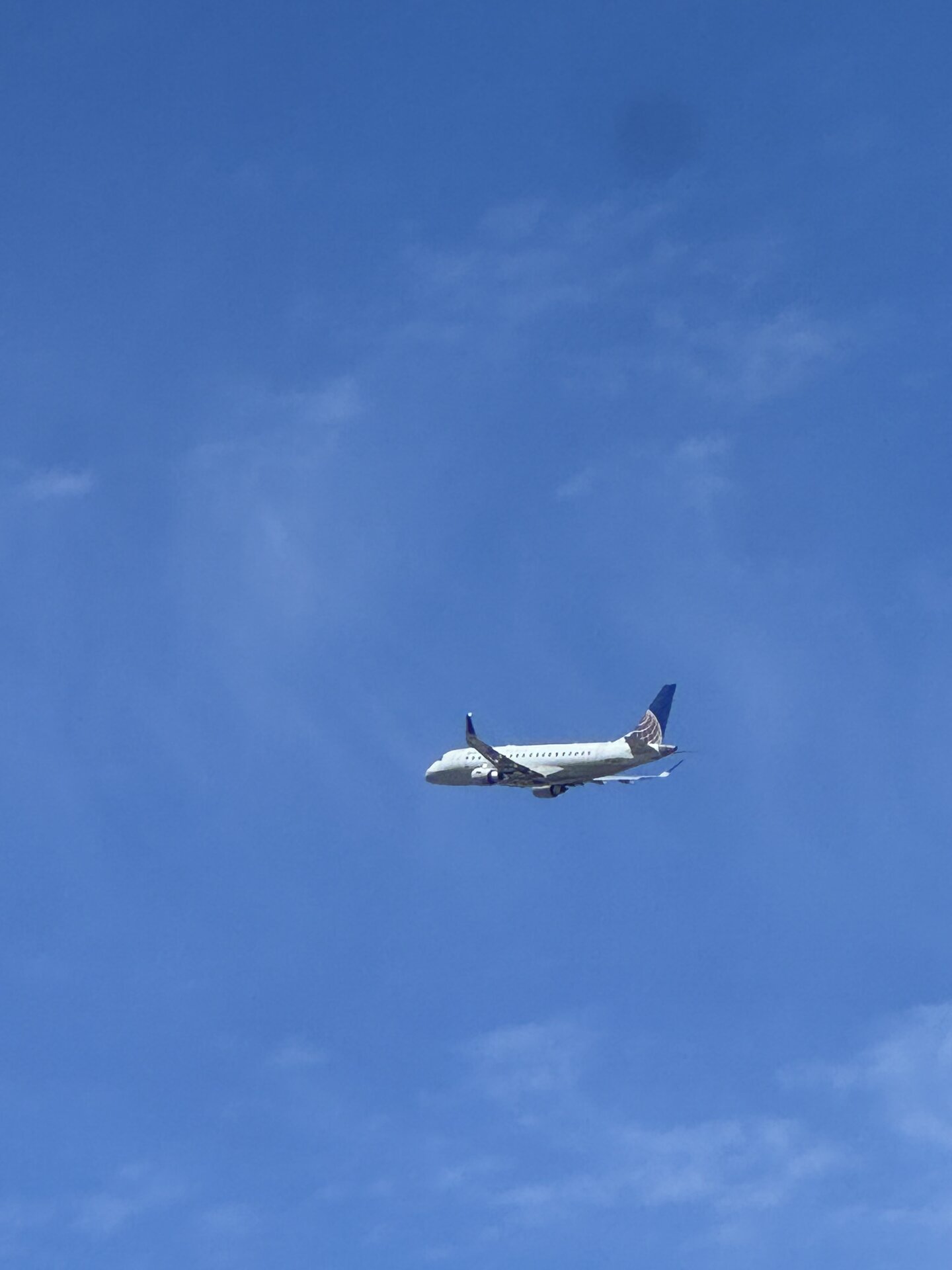 Embraer ERJ-175 (Embraer 175)