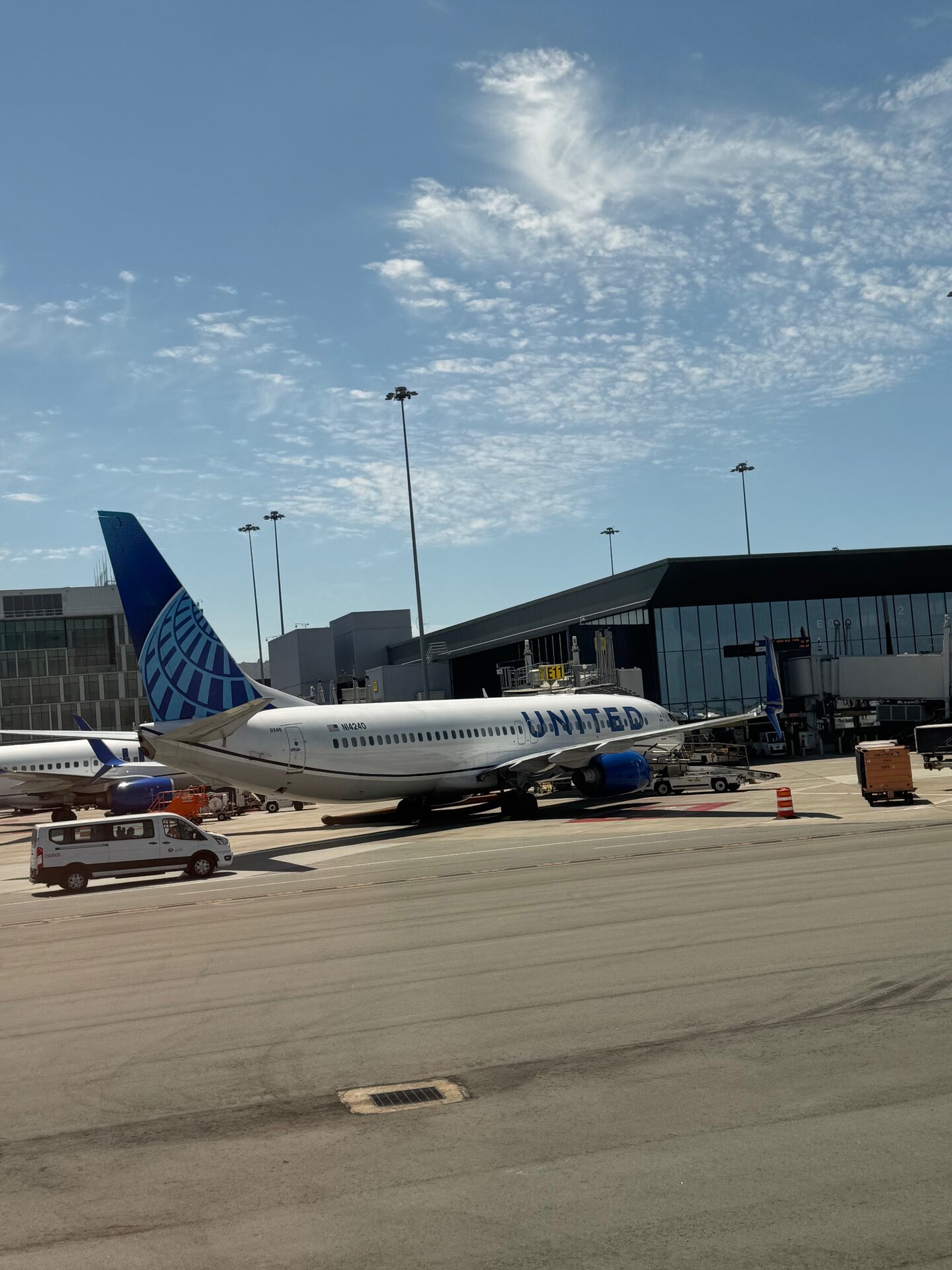 Boeing 737-824