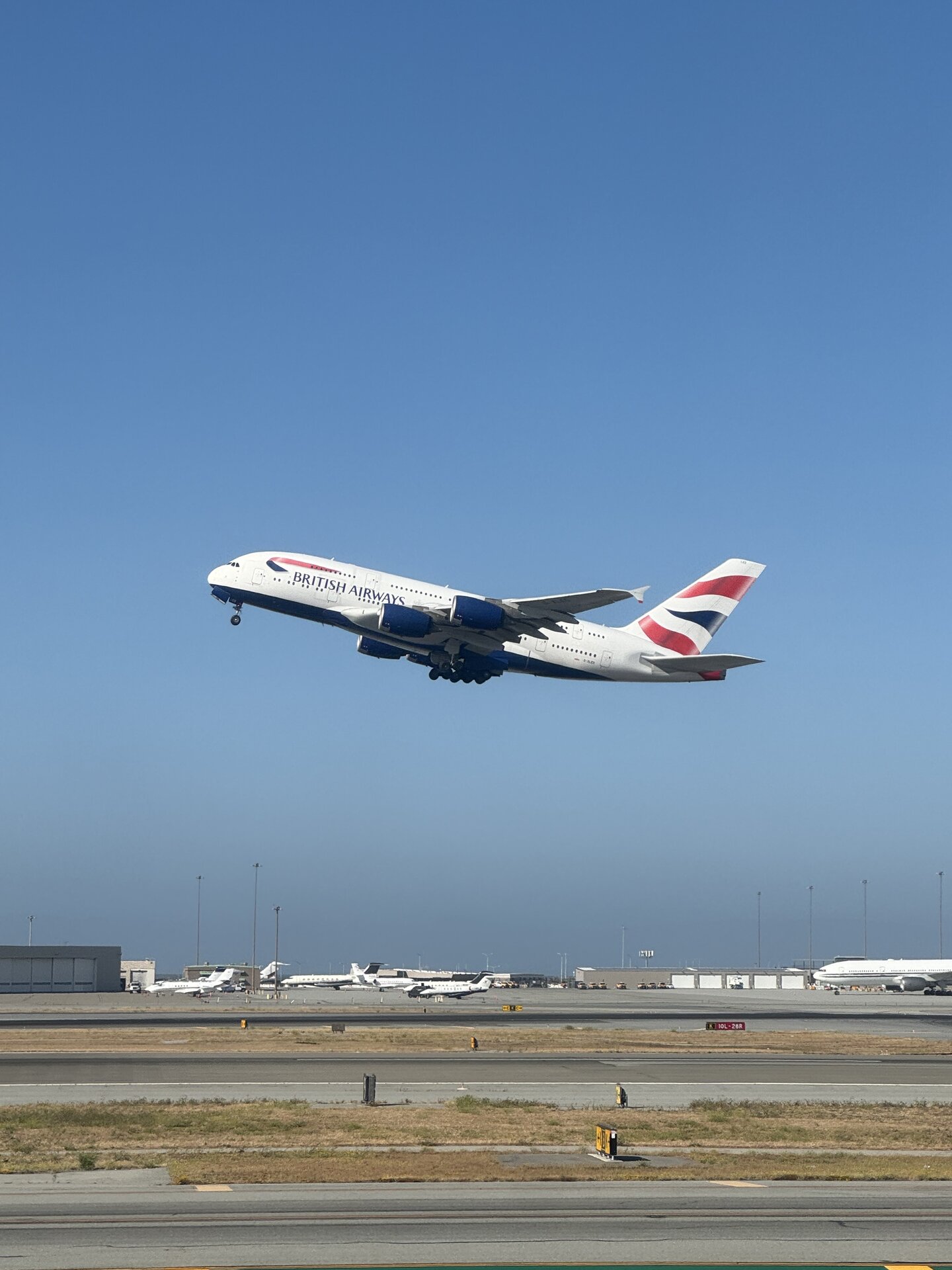Airbus A380-800