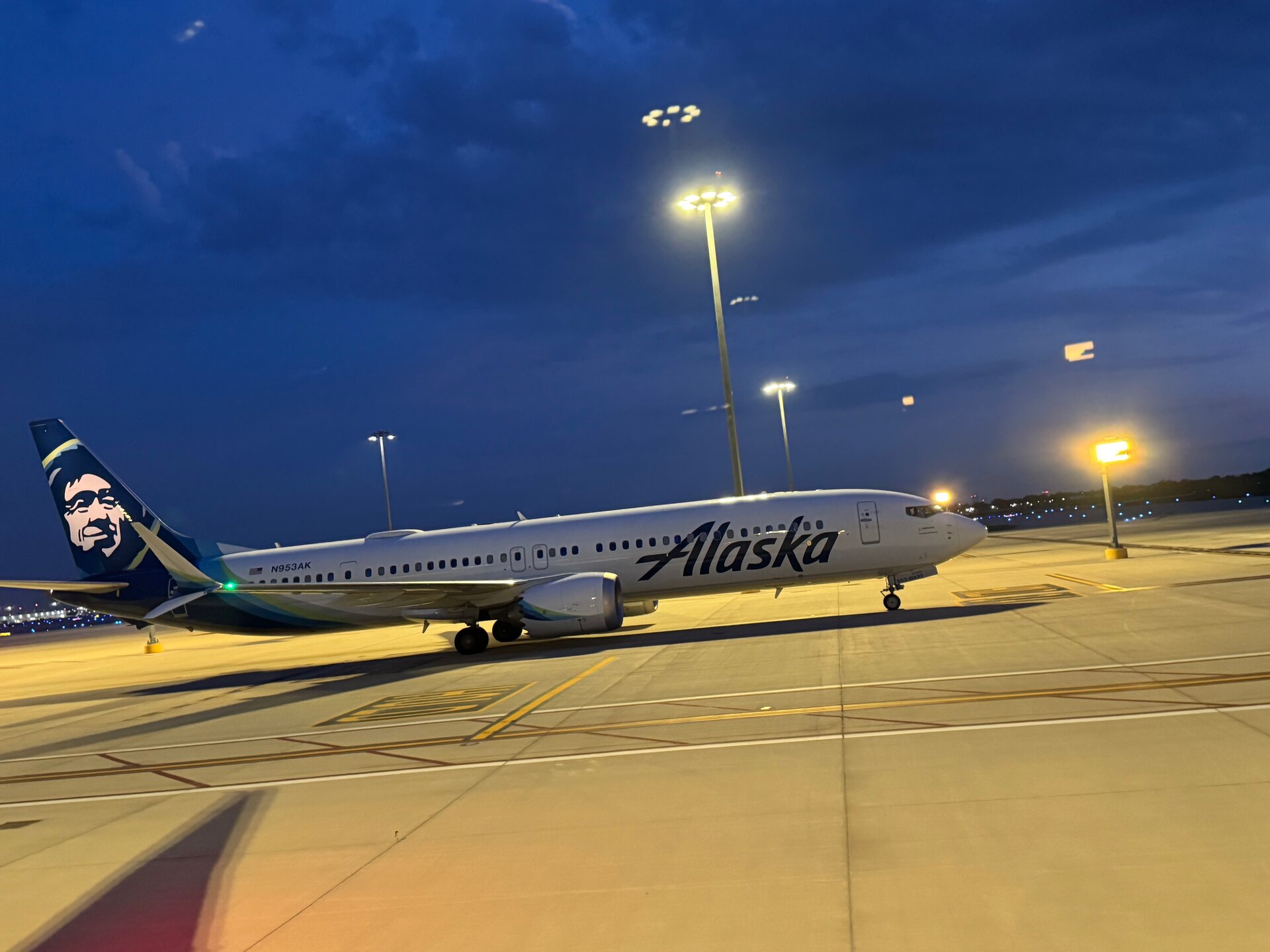 Boeing 737-900ER