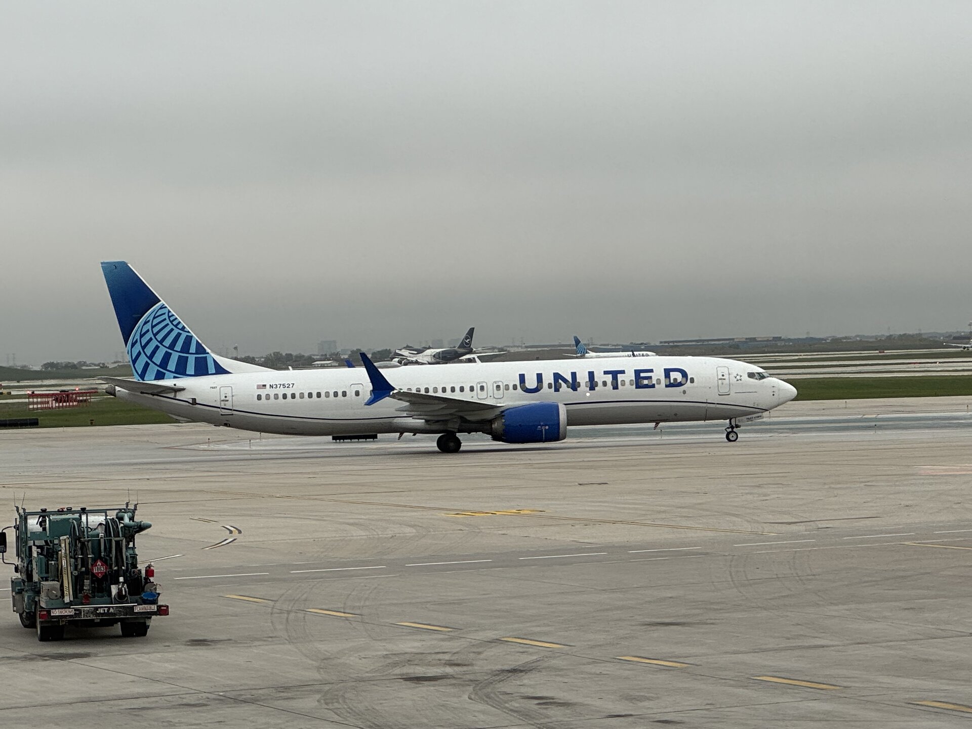 Boeing 737-800
