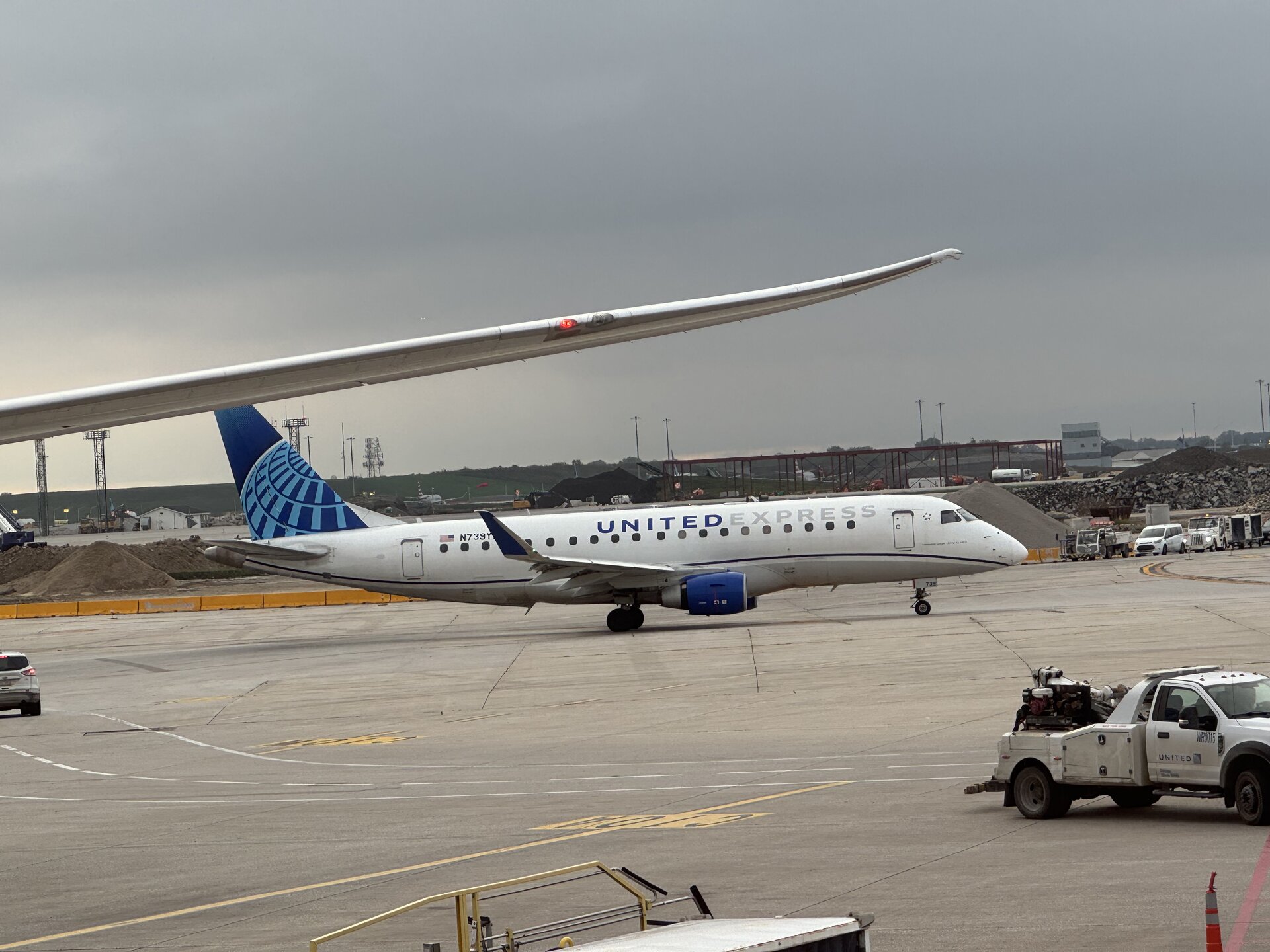 Embraer Embraer E175